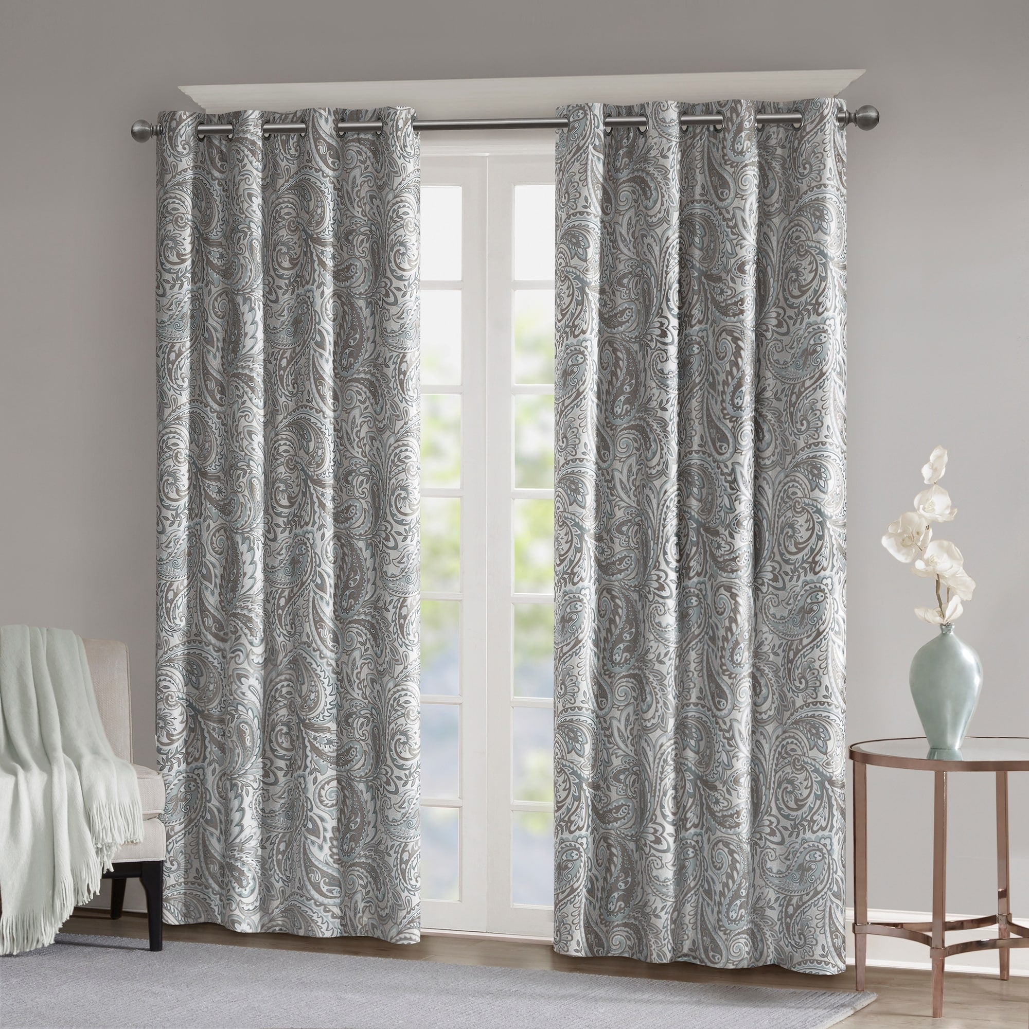 SunSmart Dahlia Paisley Printed Total Blackout Single Window Curtain Panel