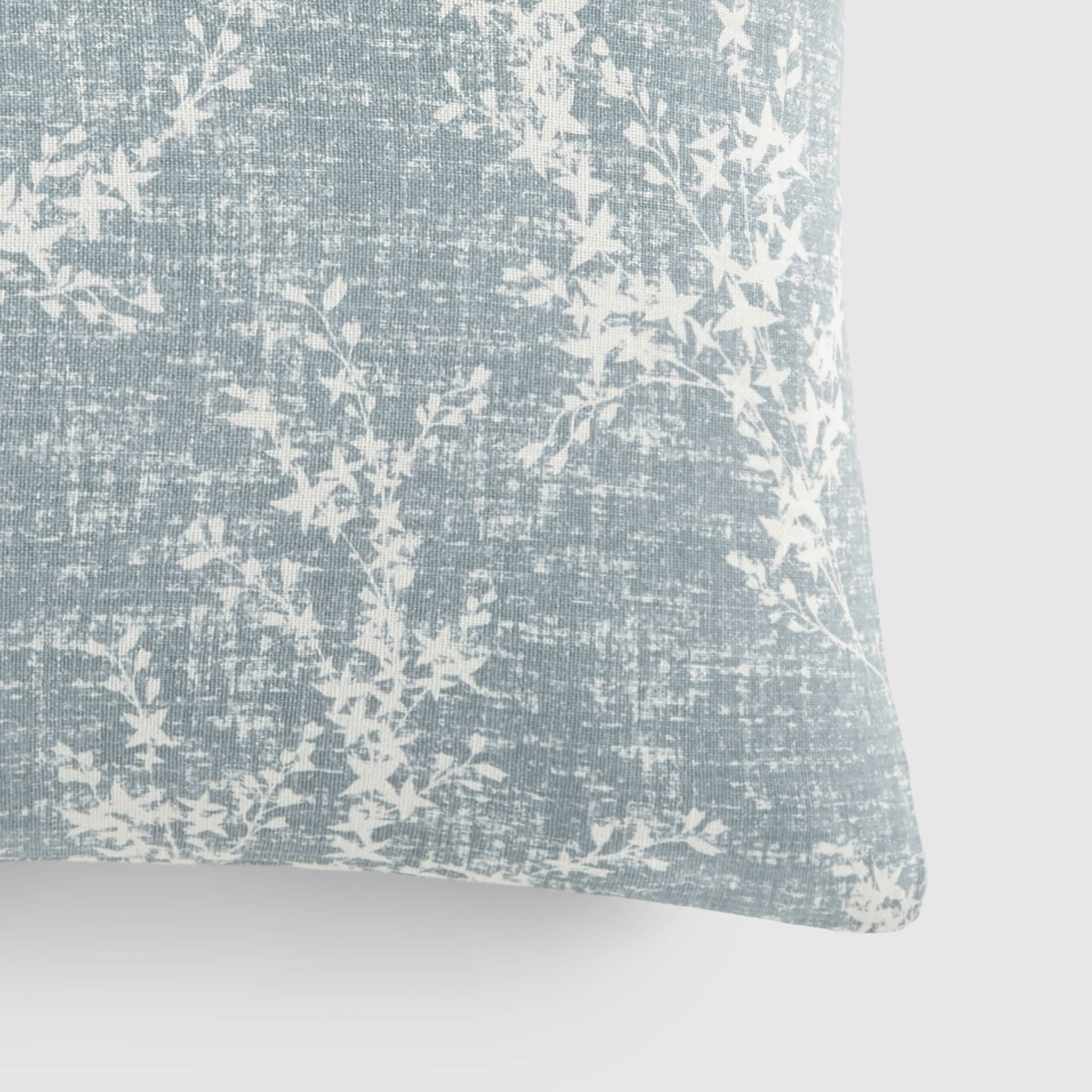 Elegant Patterns Cotton Decor Throw Pillow in Willow