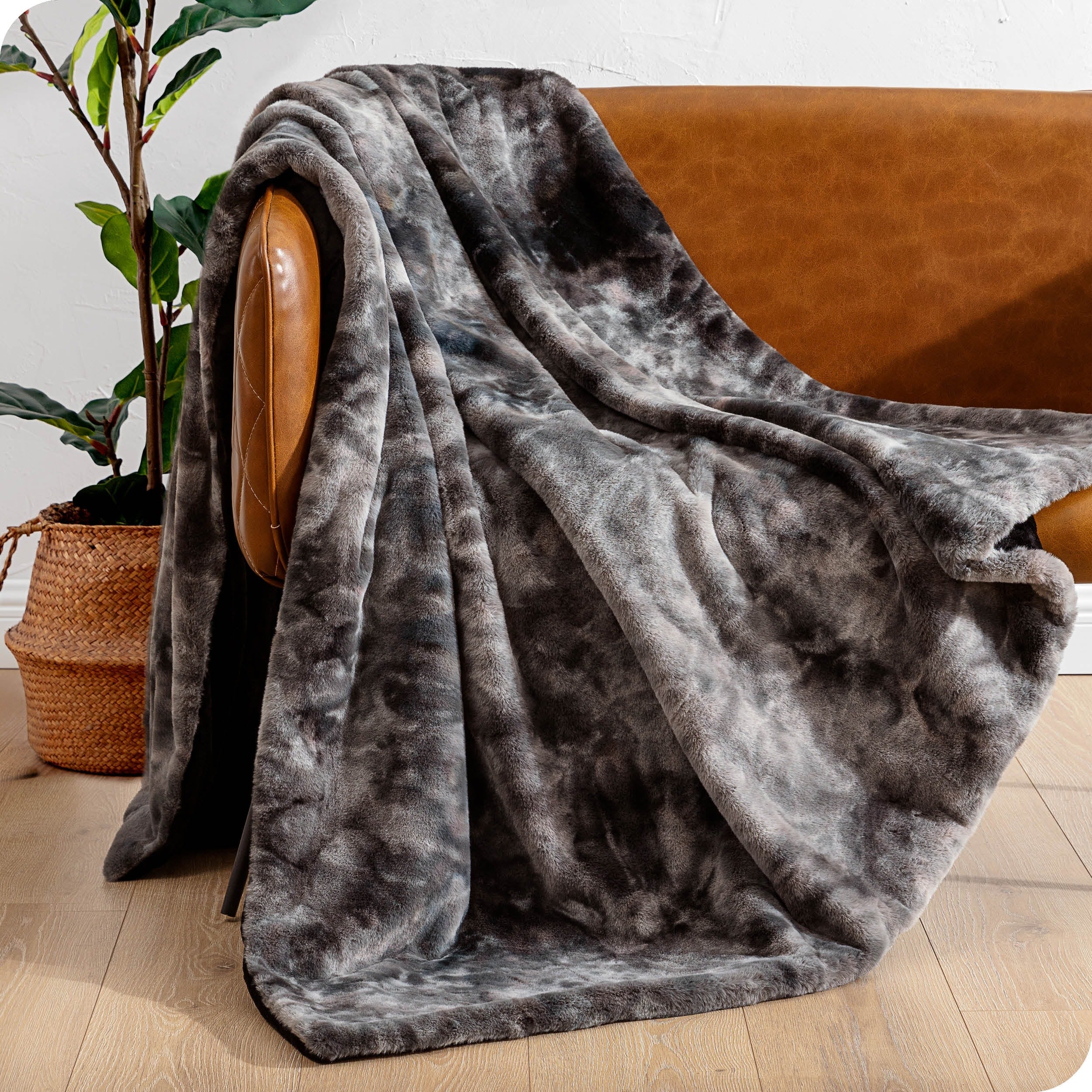 Bare Home Faux Fur Blanket - Ultra-Soft Blanket - Luxurious Fuzzy Warm