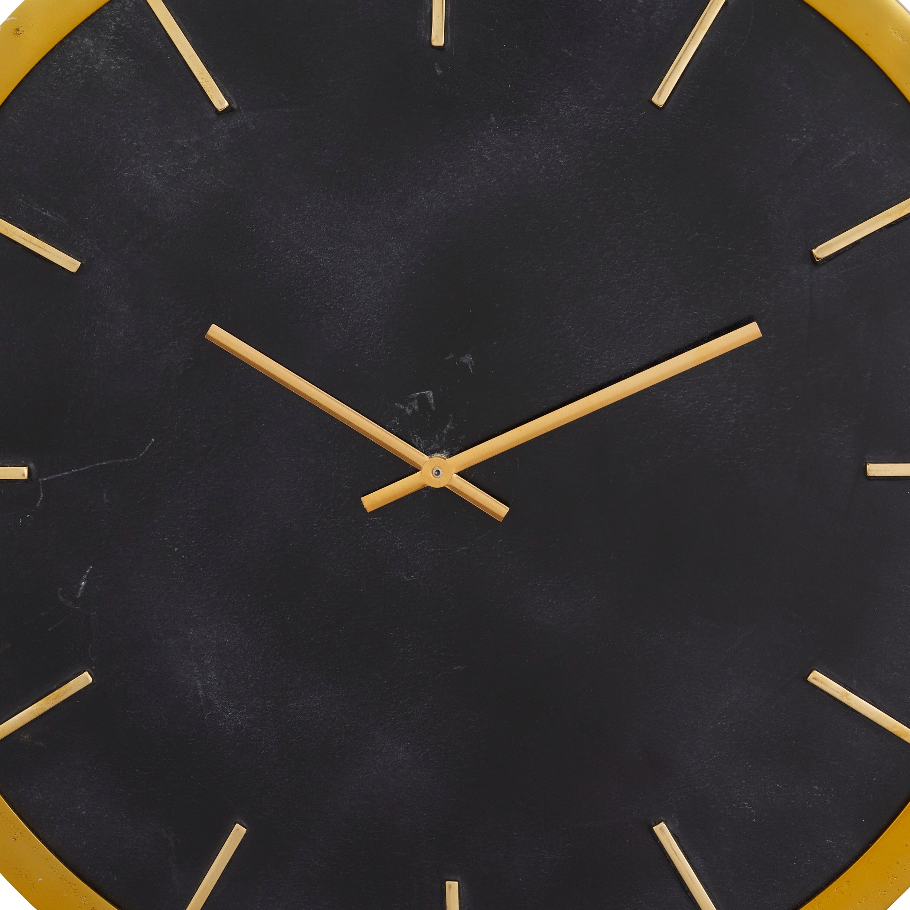 CosmoLiving by Cosmopolitan Marble Glam Wall Clock