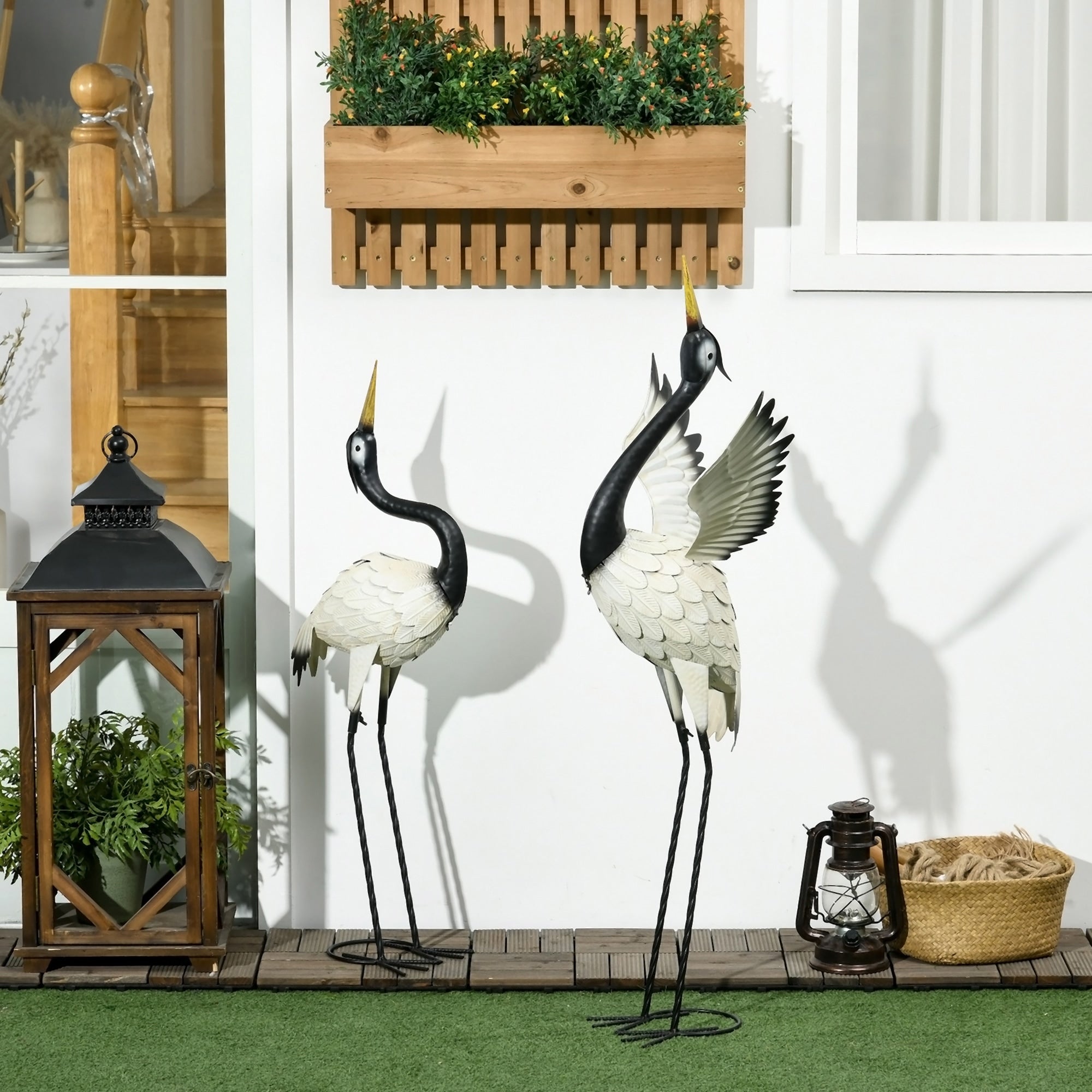 Outsunny Heron Garden Statues, 35.5 & 40.5 Standing Bird Sculptures, Metal Yard Art Decor for Lawn, Patio, Backyard