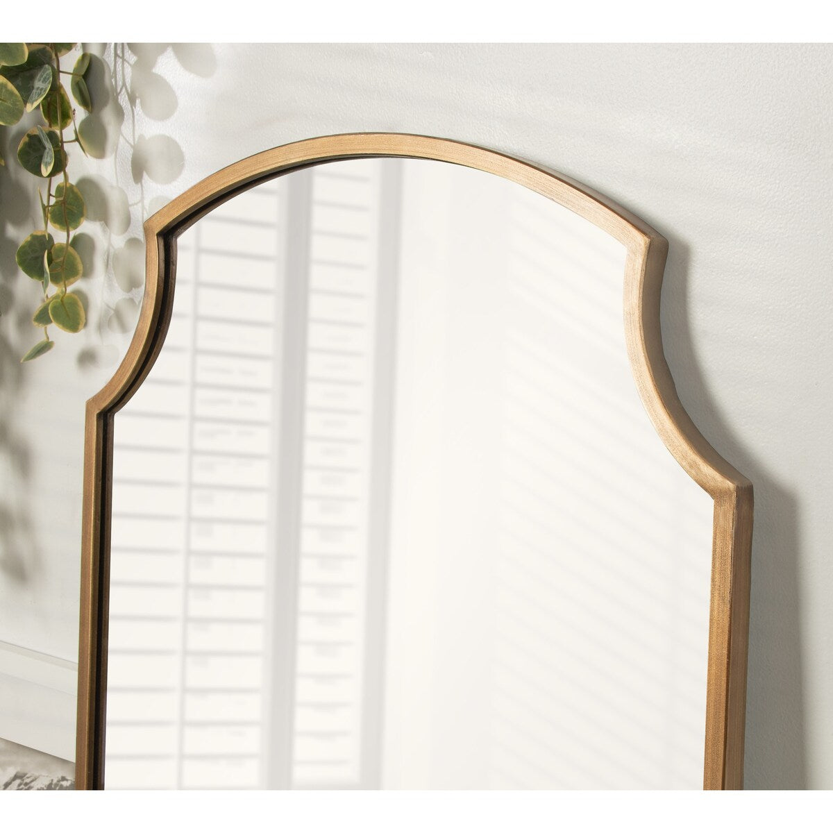 Kate and Laurel Carlow Framed Wall Mirror