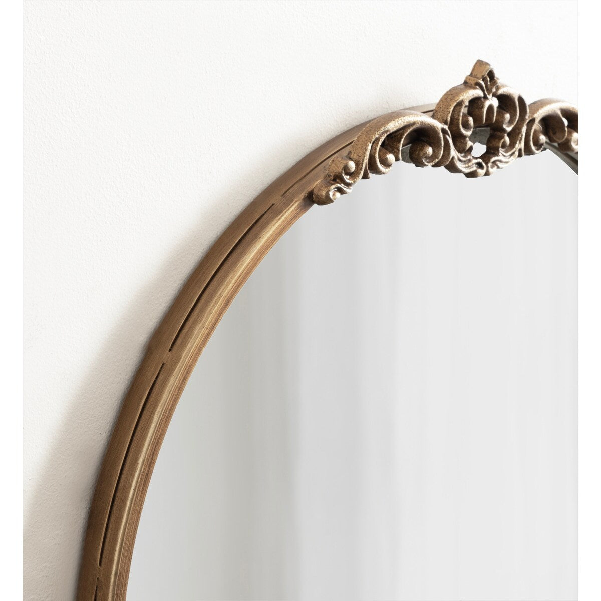 Kate and Laurel Myrcelle Arched Wall Mirror with Shelf