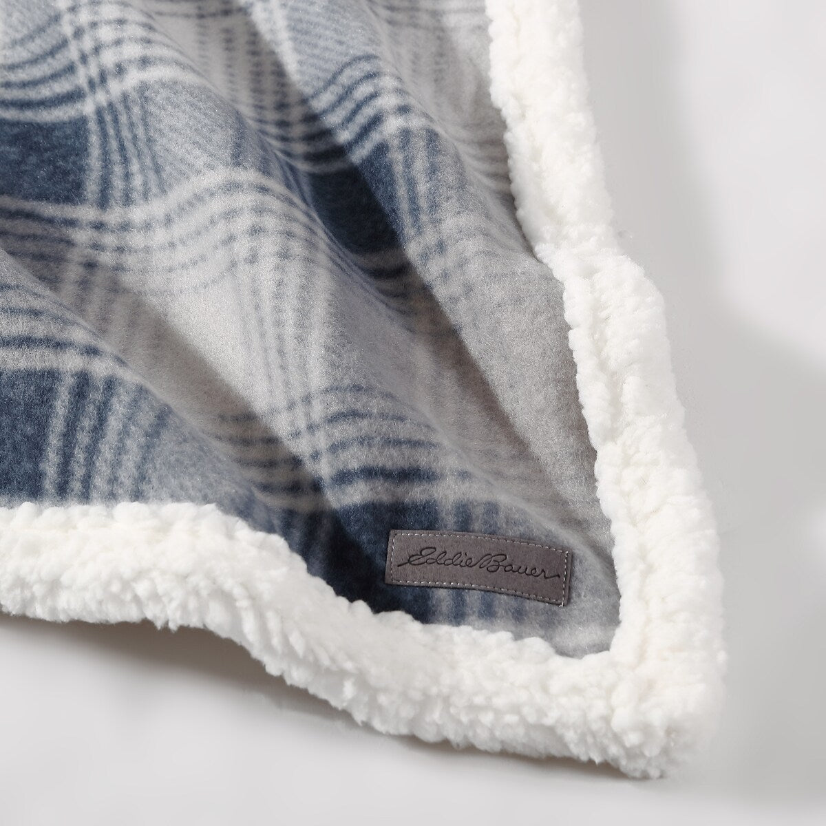 Eddie Bauer Ultra Plush Sherpa Throw