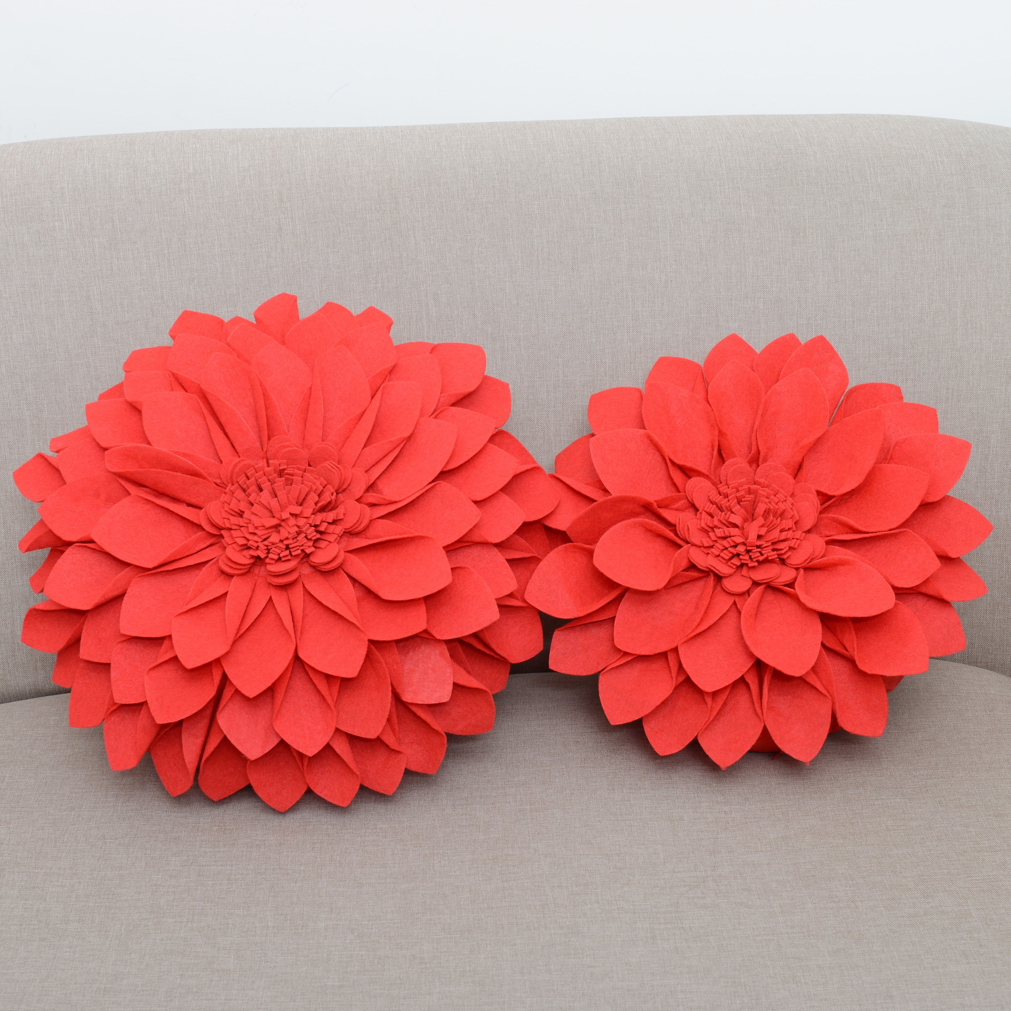 Felt Flower Design Throw Pillow