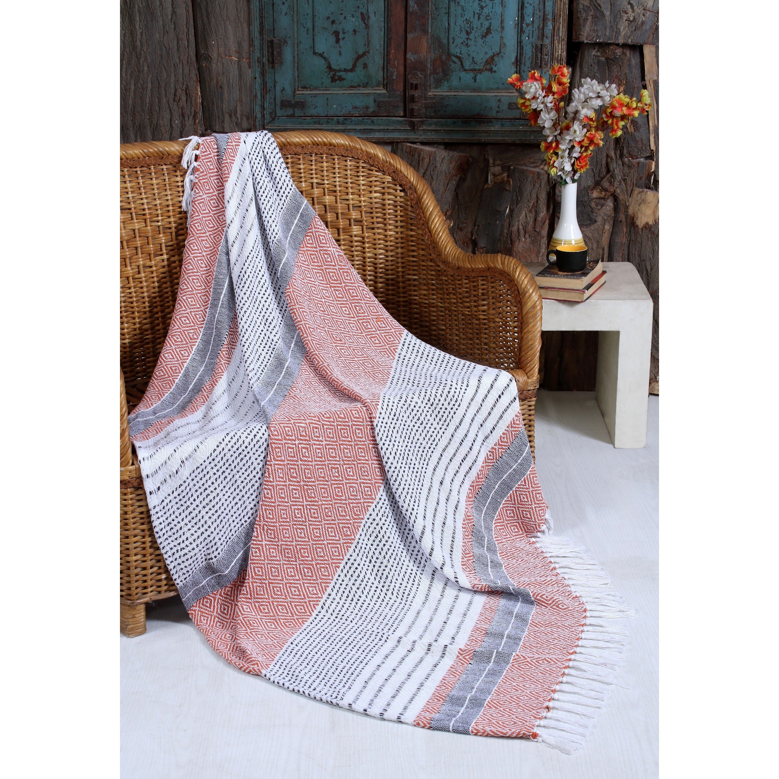 Premium Cotton Cozy Throw Blanket with Tassels - 50x60 Inches, All-Season Comfort