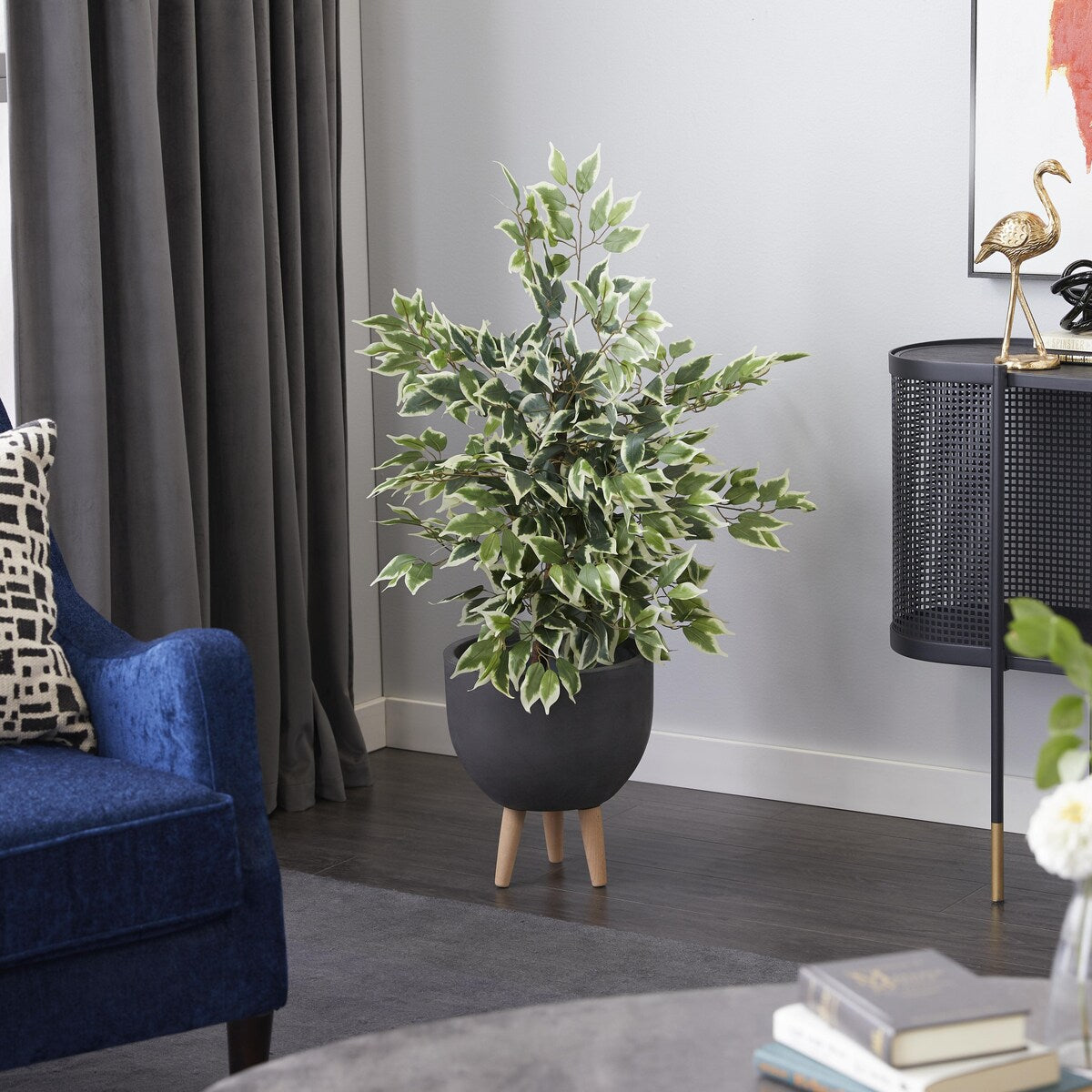 Faux Foliage Ficus Artificial Tree with Realistic Leaves and Black Plastic Pot - Green - Roche River Decor