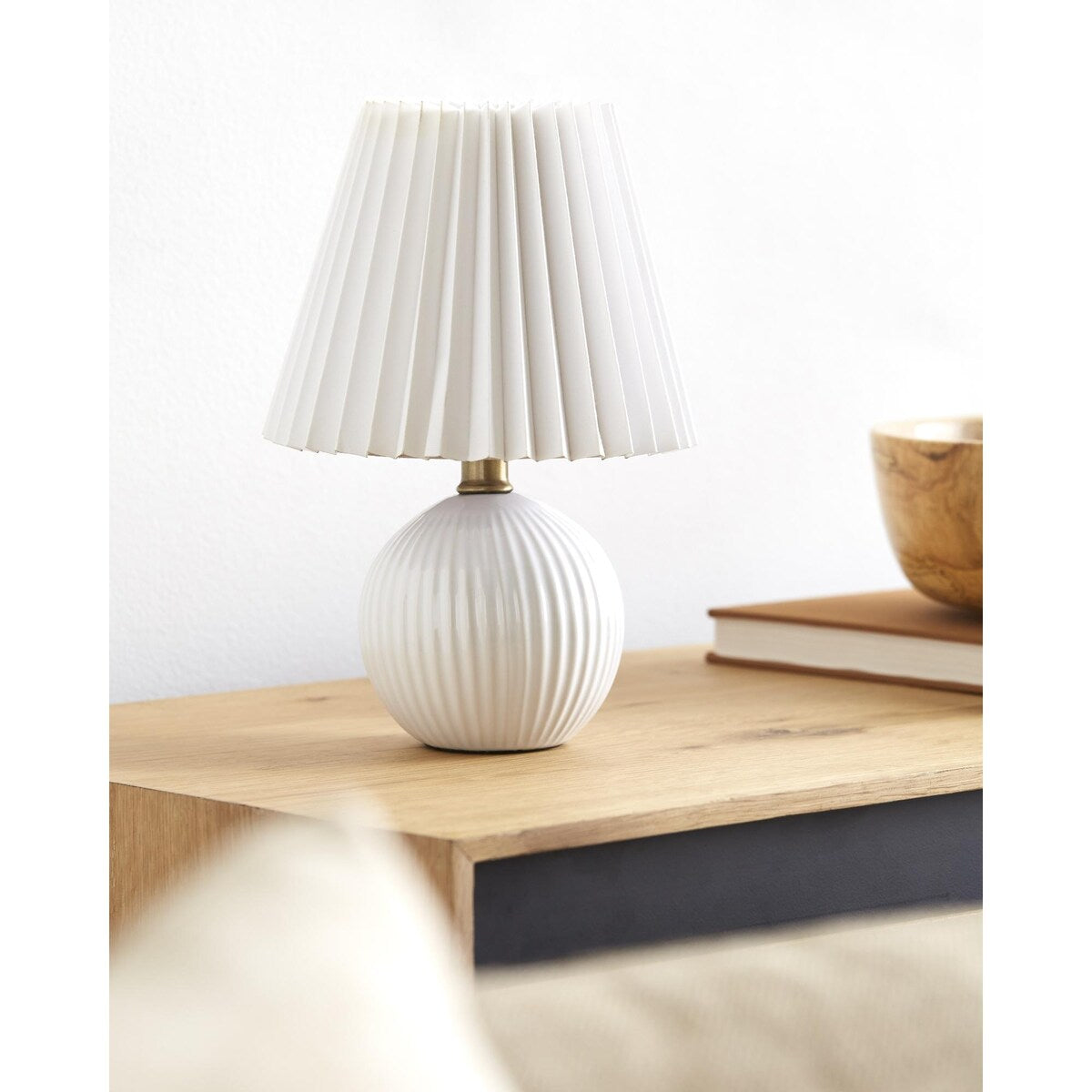 Livabliss Ferez Modern & Contemporary Accent Table Lamp