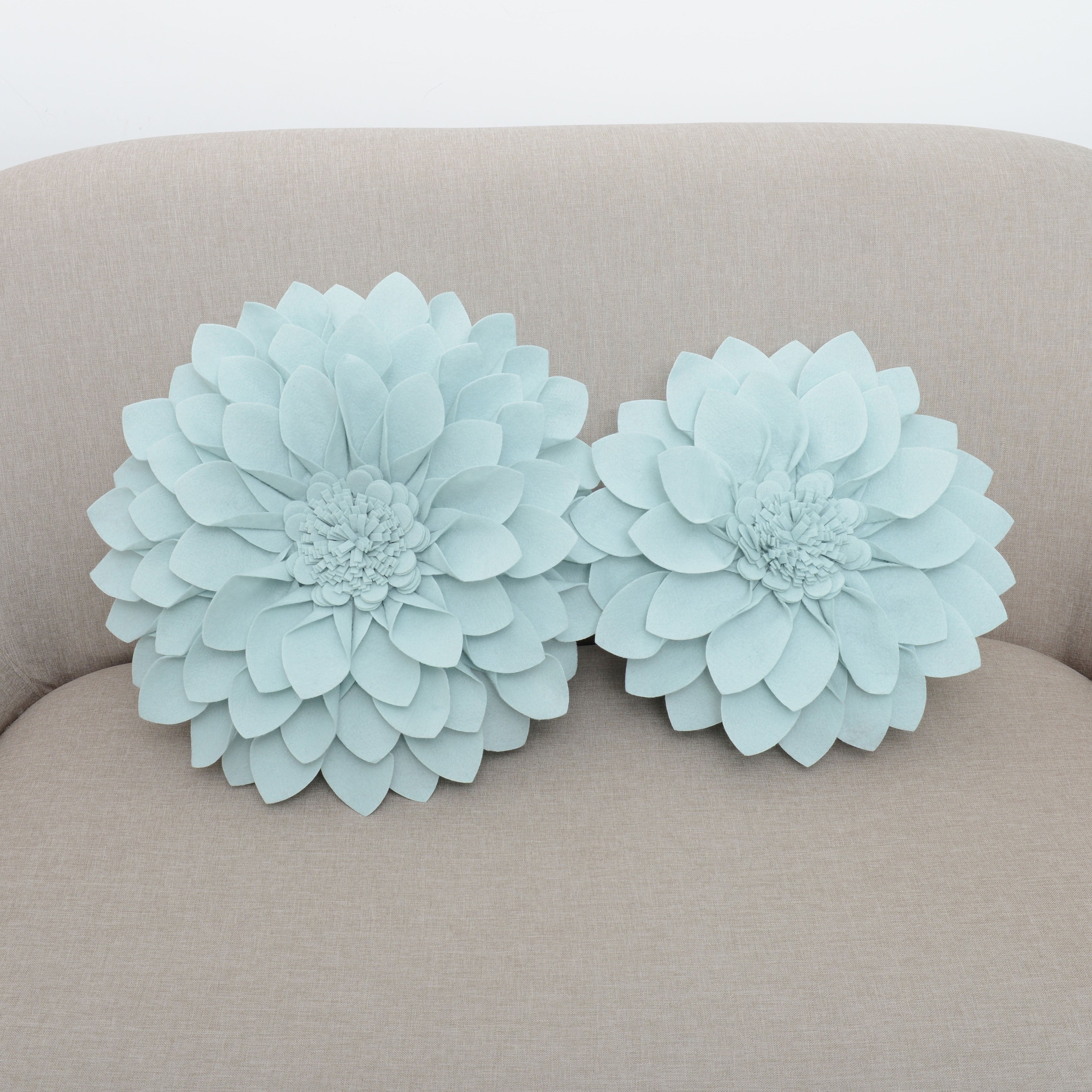 Felt Flower Design Throw Pillow