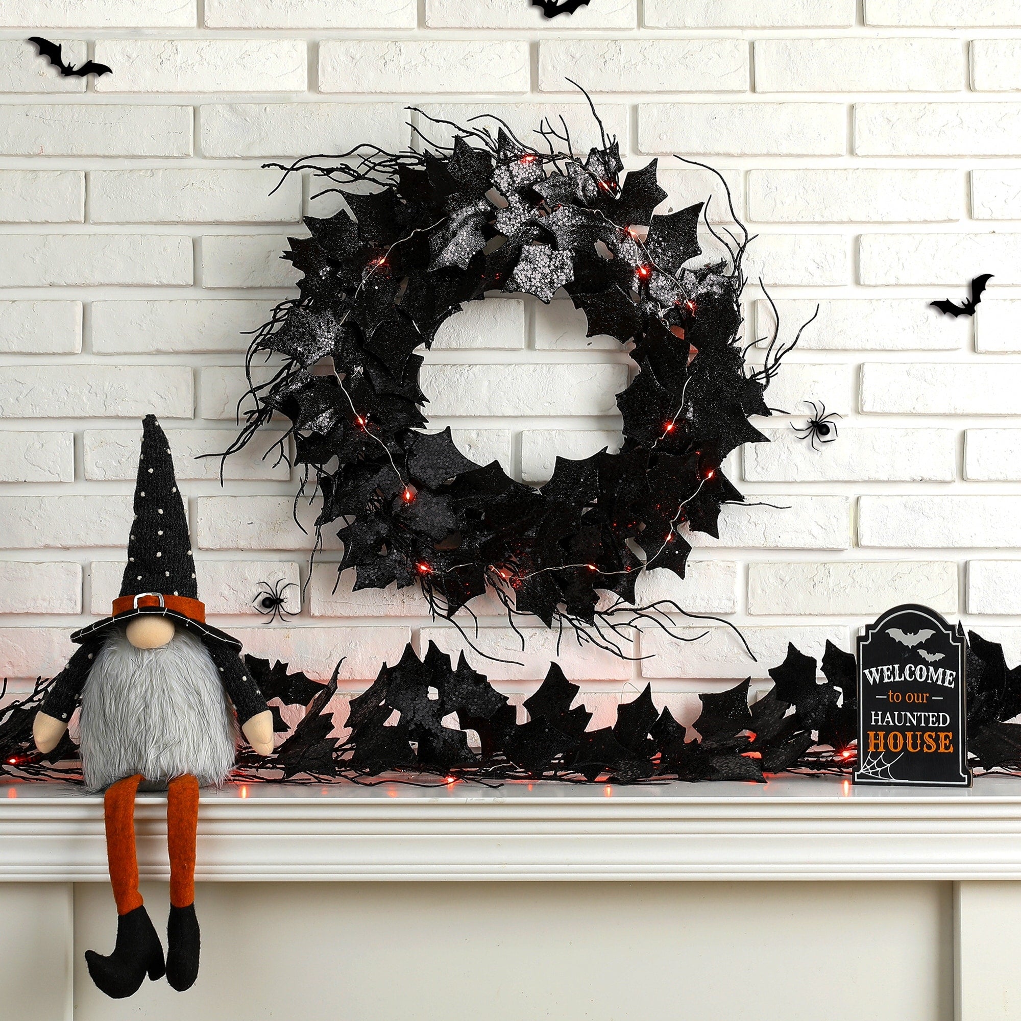 Glitzhome LED Lighted Black Halloween Bat Garland Wreath Wall Decor