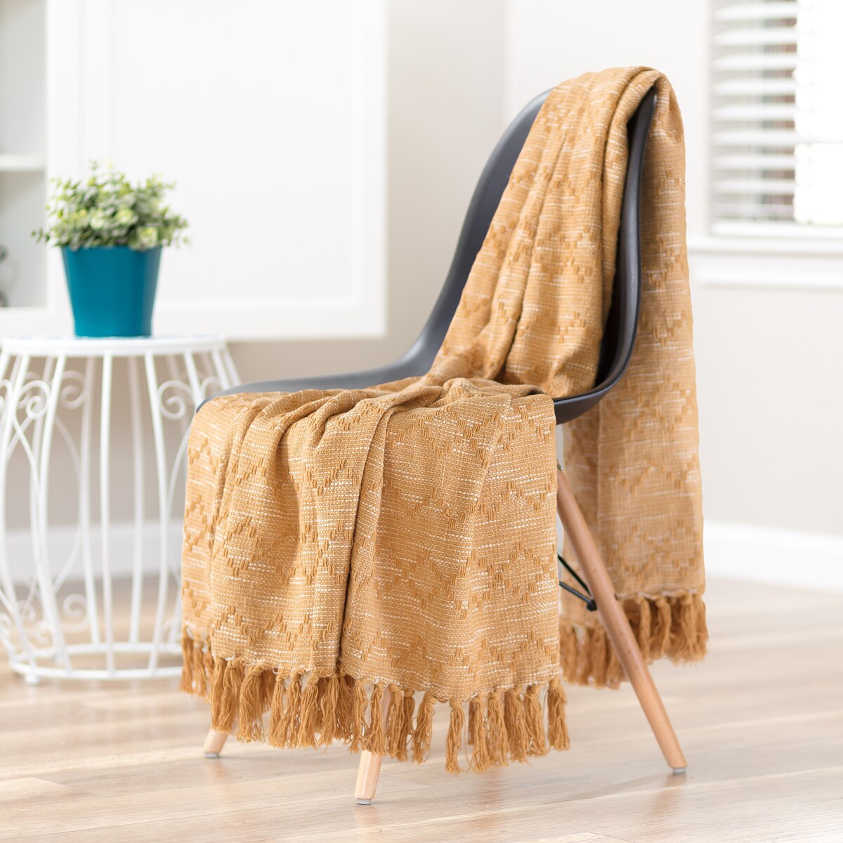 Chanasya Geometric Diamond Cotton Throw Blanket with Tassels