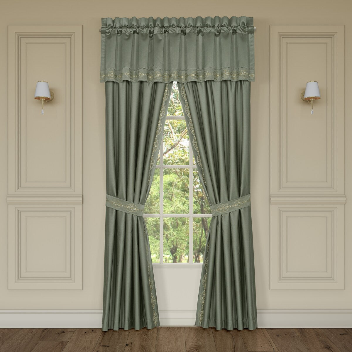 J. Queen New York Soprano Window Straight Valance