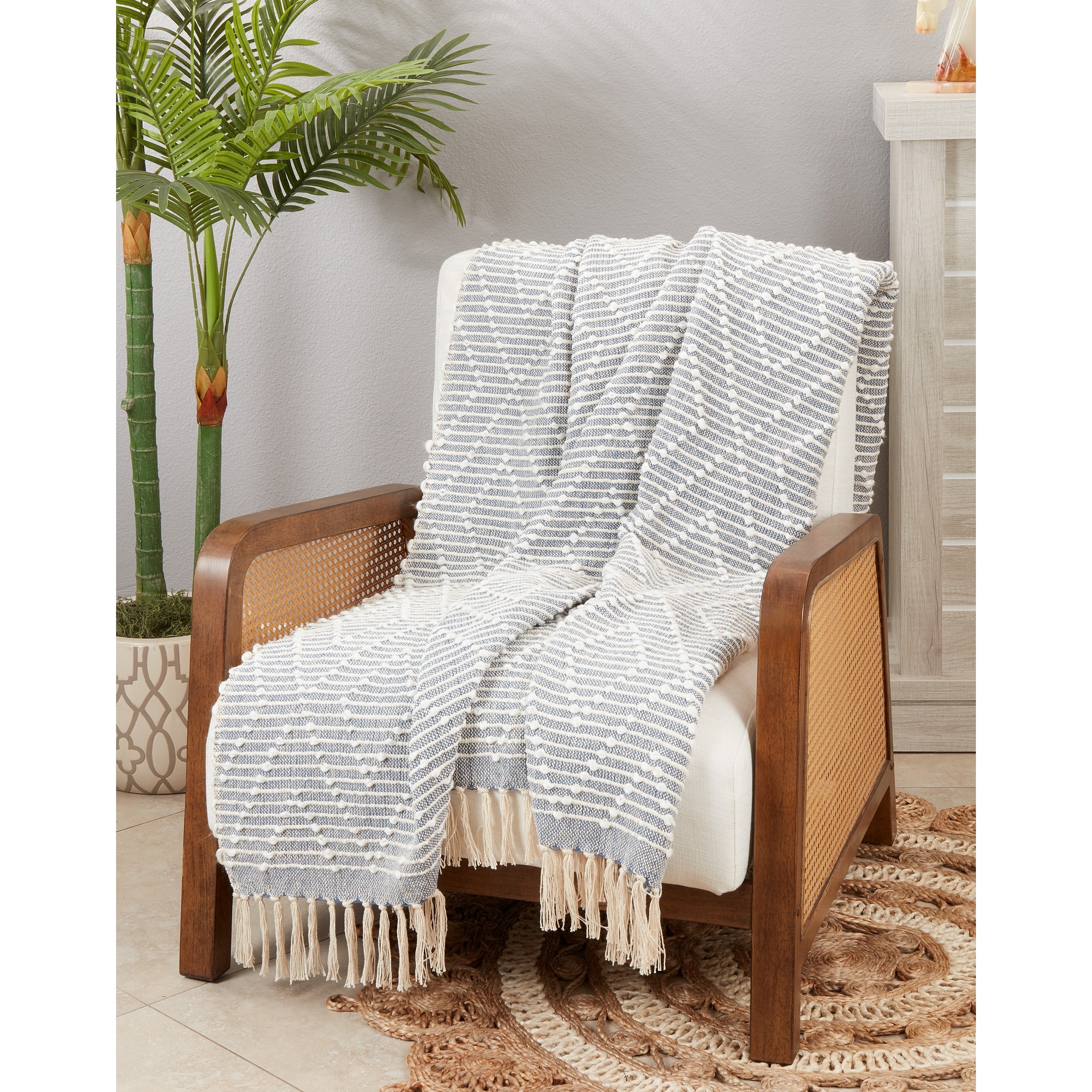 Woven Throw Blanket With Diamond Design