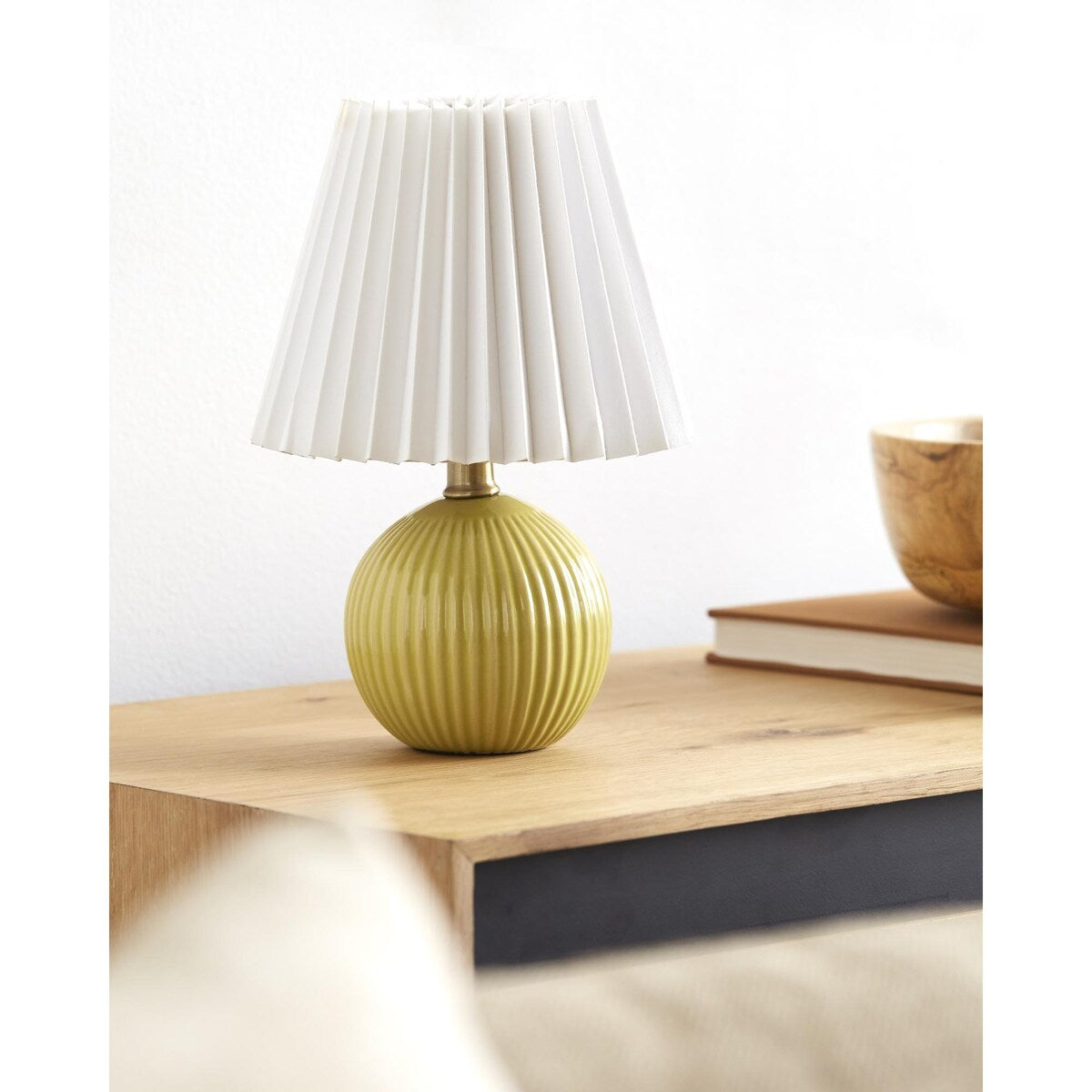 Livabliss Ferez Modern & Contemporary Accent Table Lamp