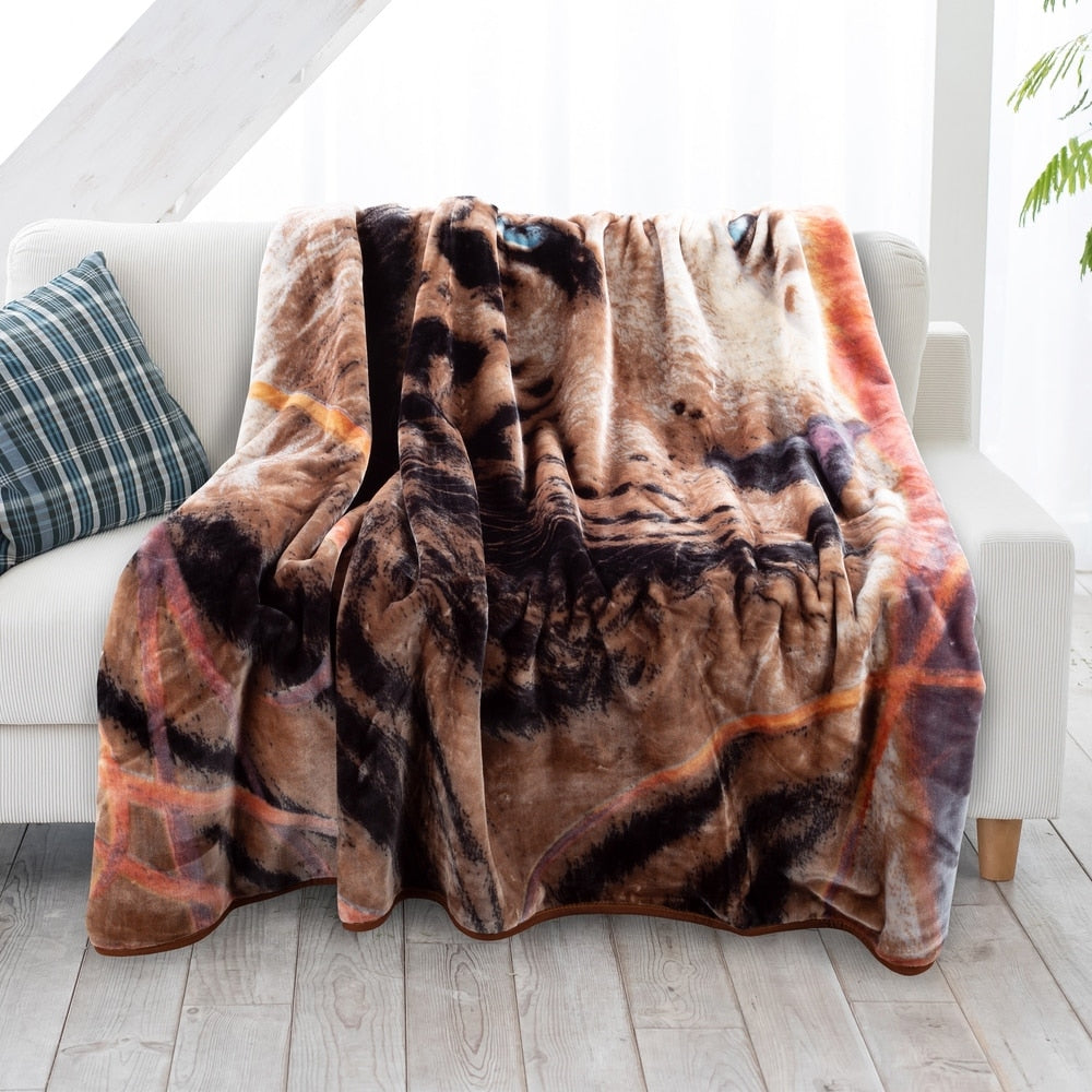 Porch & Den Galbraith Wildlife Heavy Plush Throw Blanket