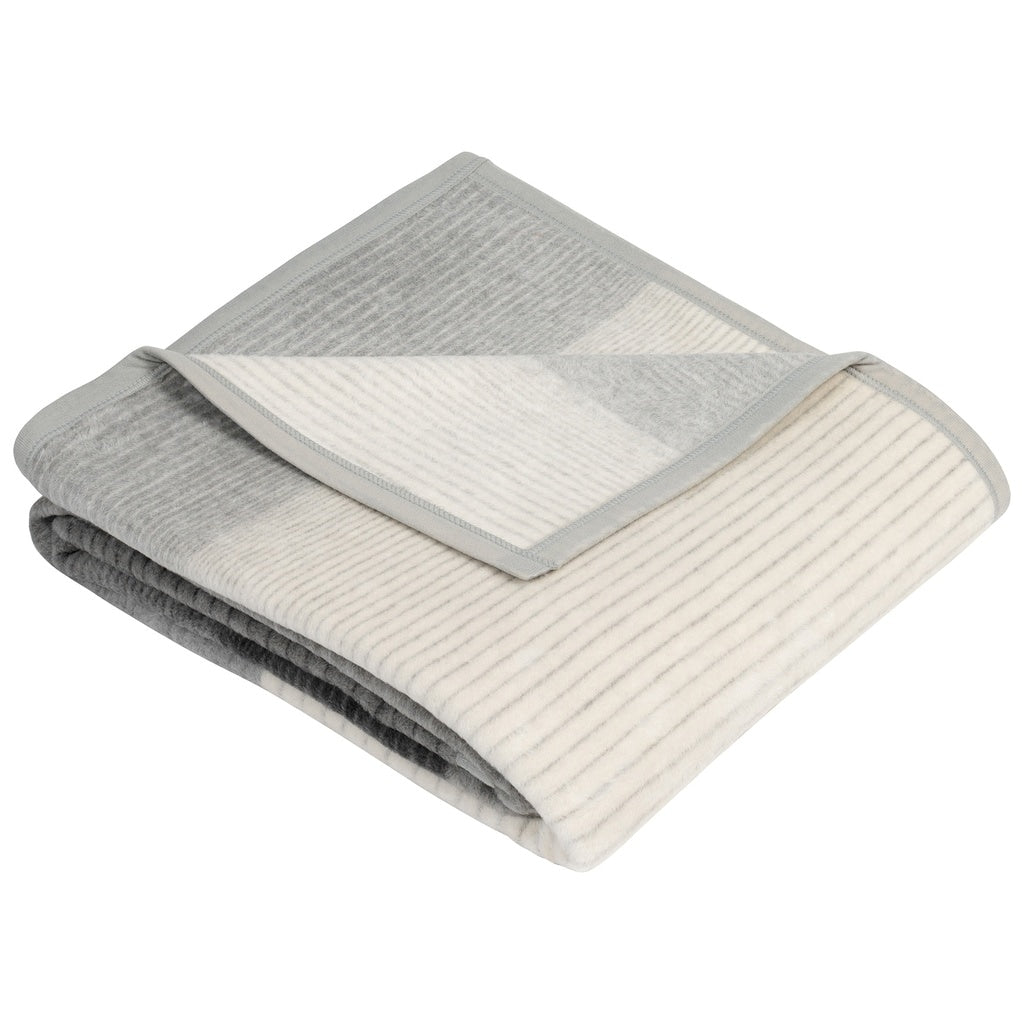 Ibena Oversized Jacquard Woven Blanket Throw in Three Colors