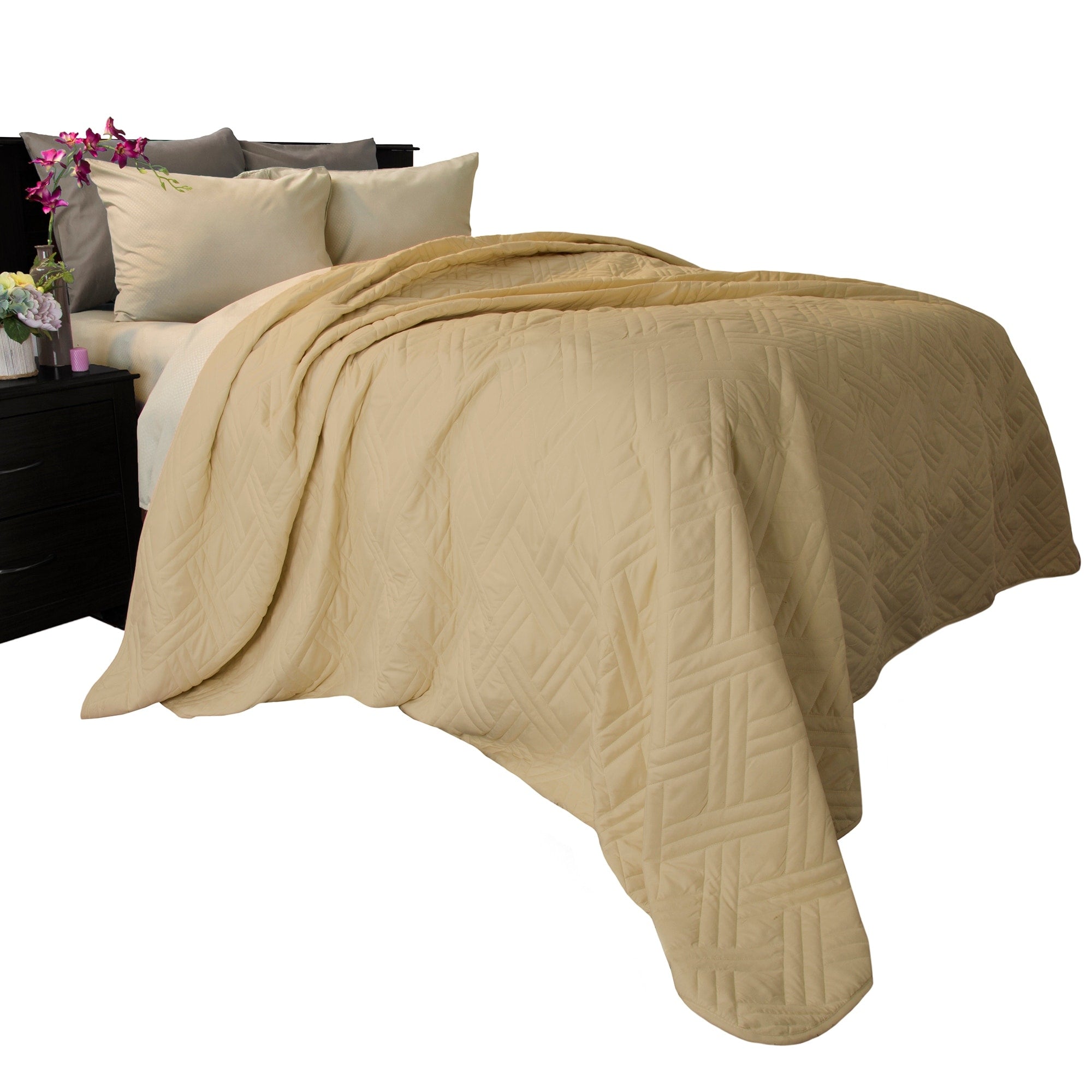 Quilt Coverlet - All-Season Washable Bedspread - Basket-Weave Polyester Bedding with Quilted Pattern by Windsor Home