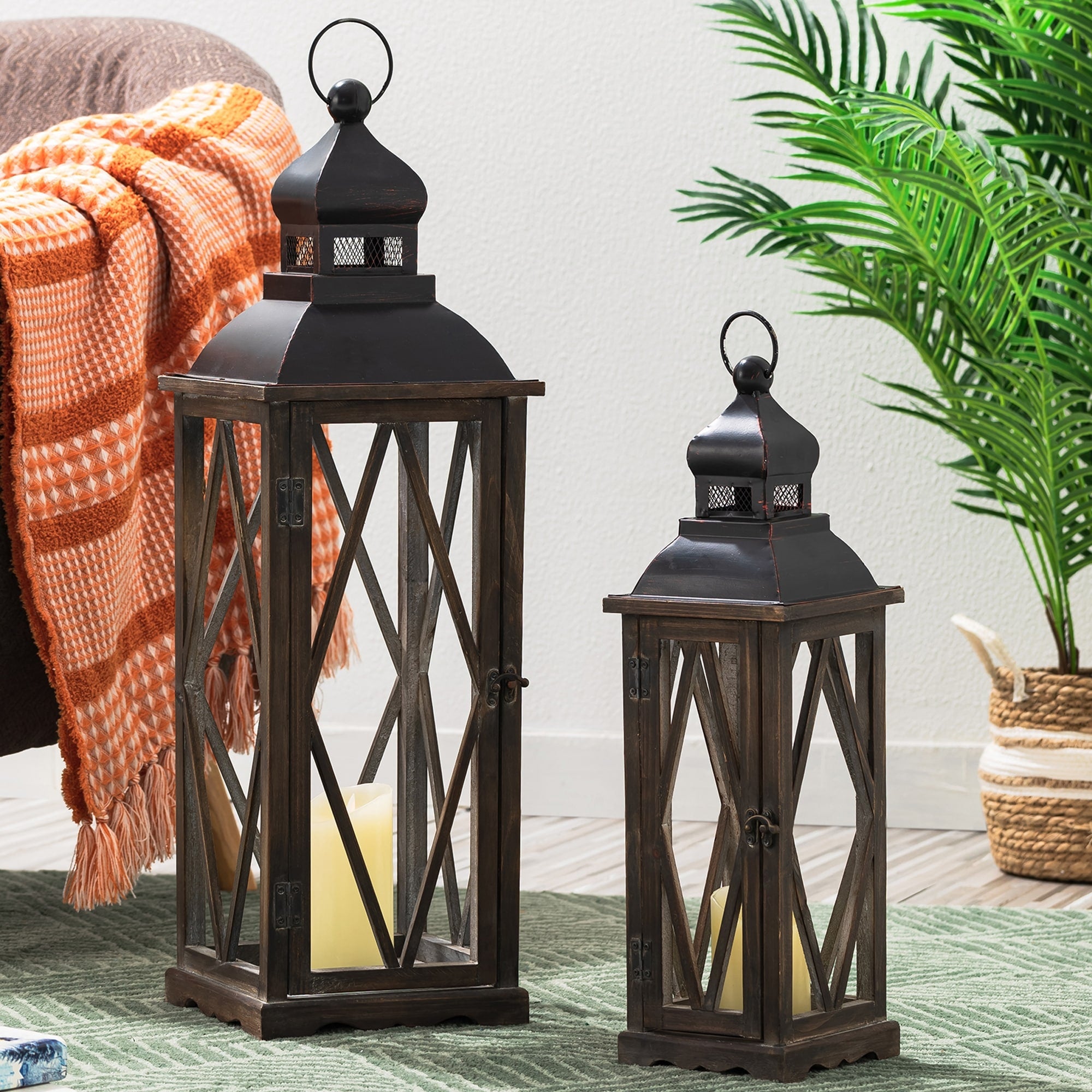 Glitzhome 2-Piece Oversize Farmhouse Wood/ Metal Hanging Candle Holders Decorative Lanterns