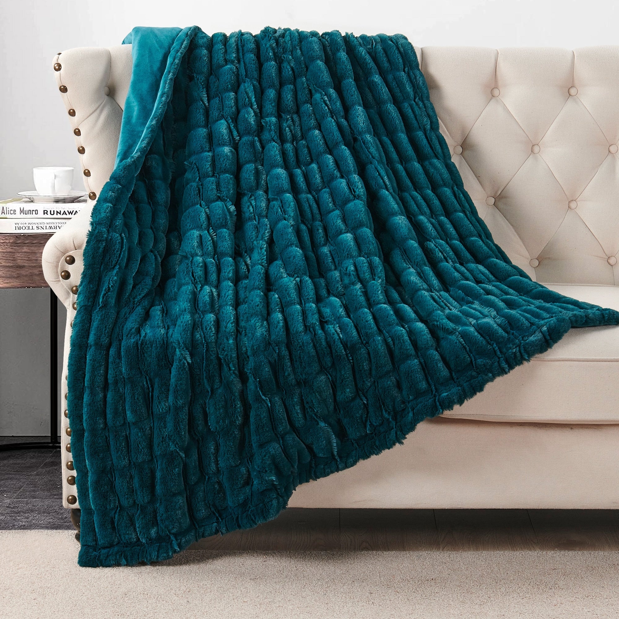 Home Soft Things Stretchy Solid Color FauxFur Throw Cozy Soft Blanket