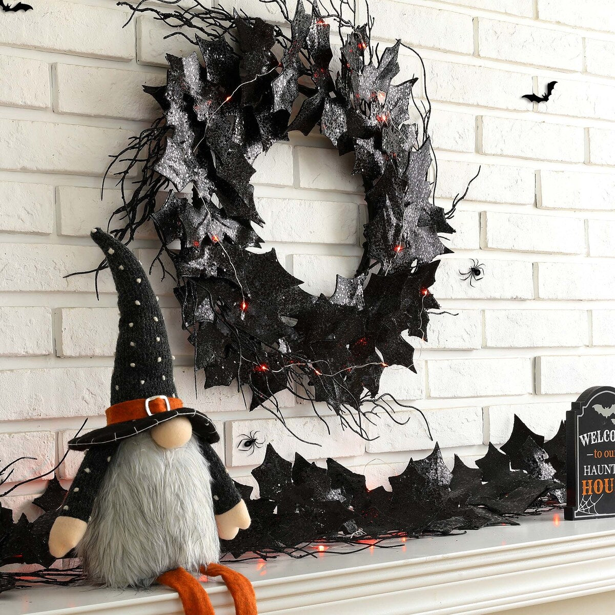 Glitzhome LED Lighted Halloween Bat Garland Wreath Wall Hanging Decor