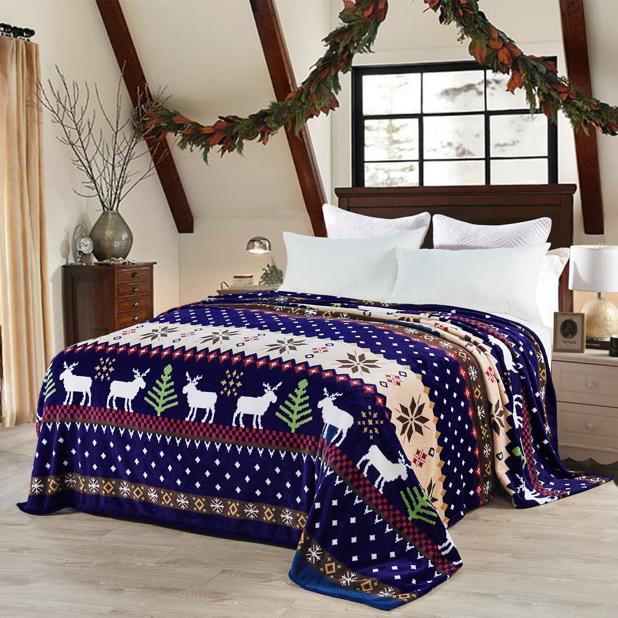 Serenta Printed Christmas Flannel Fleece Blanket