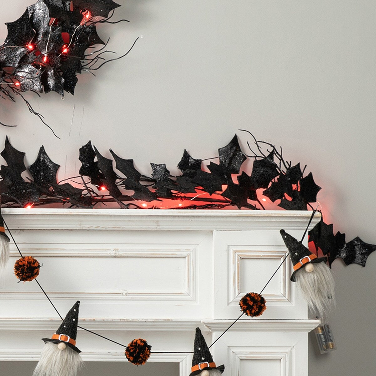 Glitzhome LED Lighted Halloween Bat Garland Wreath Wall Hanging Decor