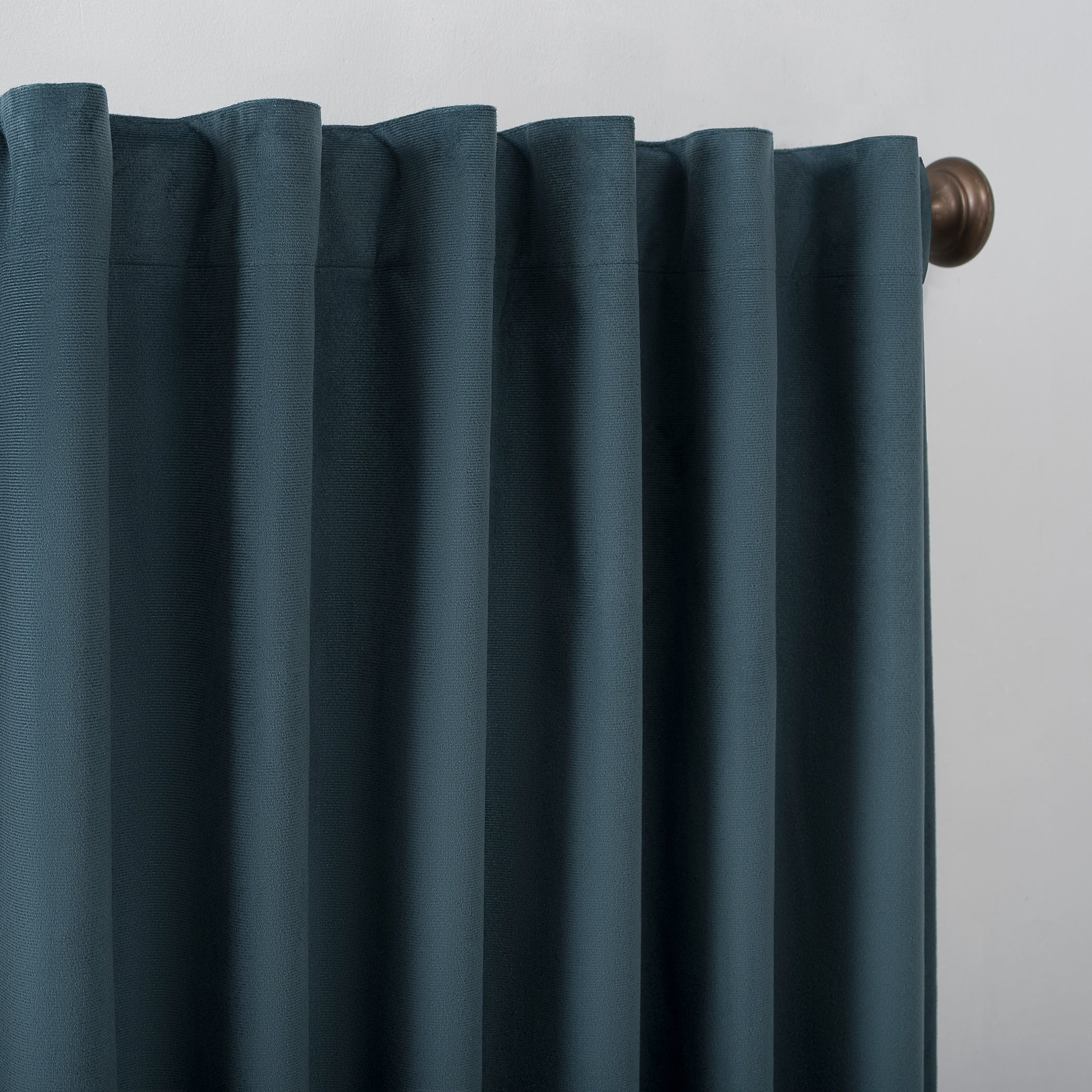 Sun Zero Amherst Velvet Noise Reducing Thermal Extreme Total Blackout Back Tab Curtain Panel, Single Panel