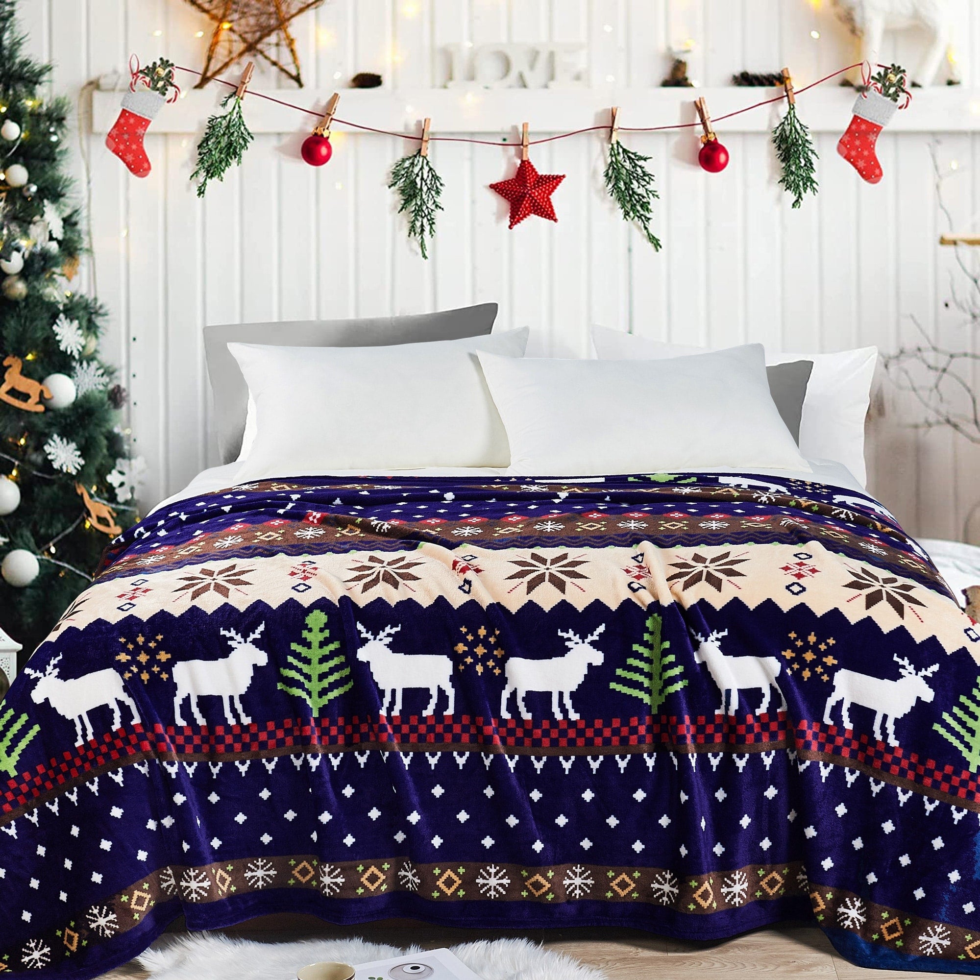 Serenta Printed Christmas Flannel Fleece Blanket