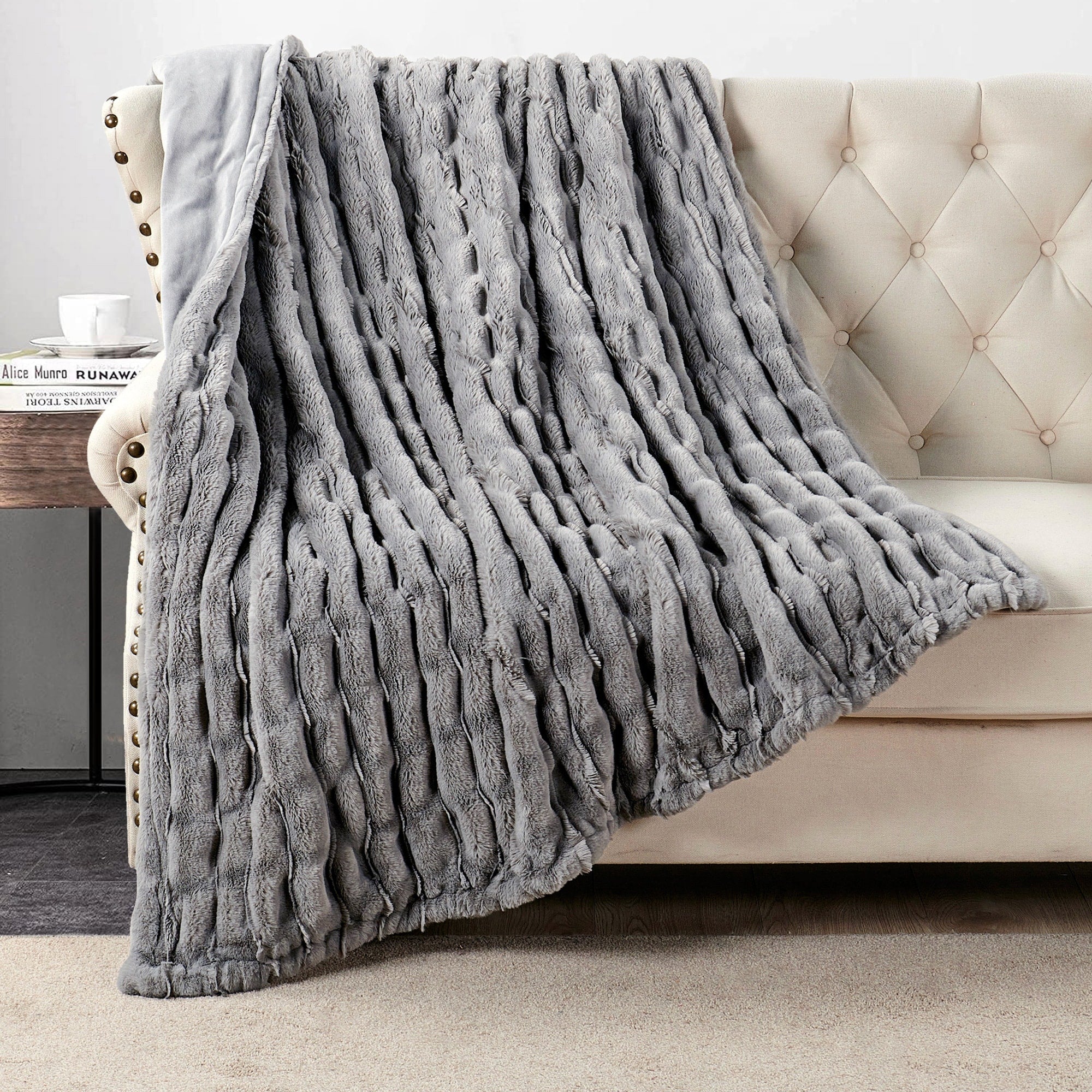 Home Soft Things Stretchy Solid Color FauxFur Throw Cozy Soft Blanket