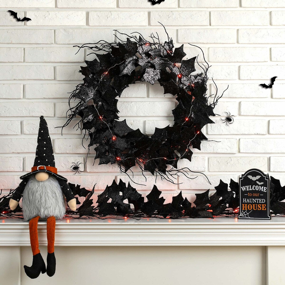 Glitzhome LED Lighted Halloween Bat Garland Wreath Wall Hanging Decor