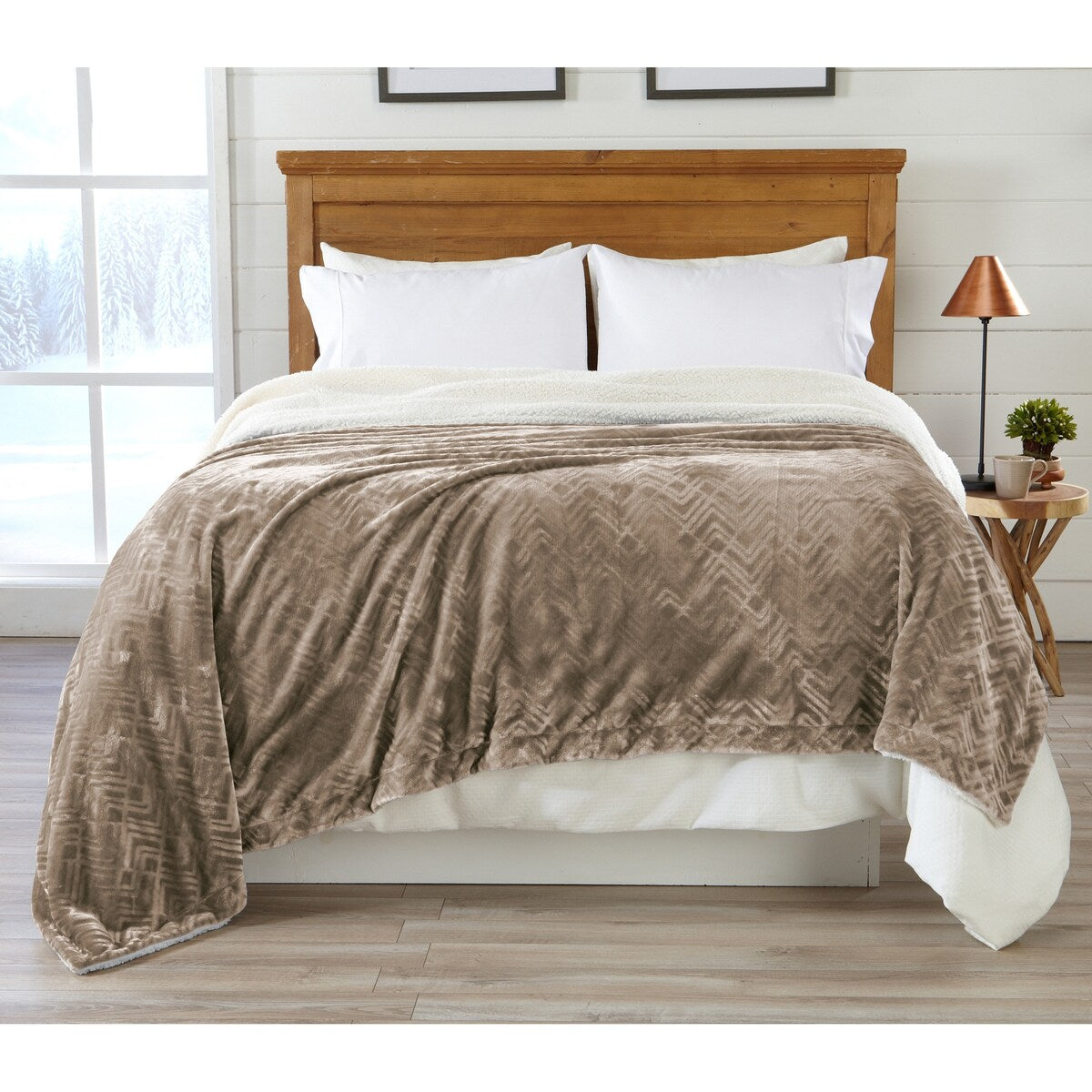 Luxurious Velvet Plush Fleece Reversible Sherpa Bed Blanket