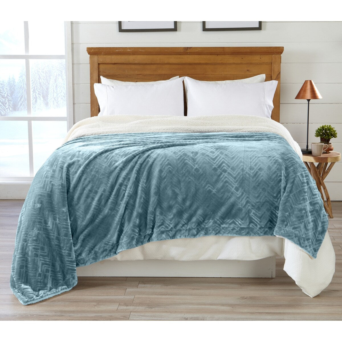 Luxurious Velvet Plush Fleece Reversible Sherpa Bed Blanket