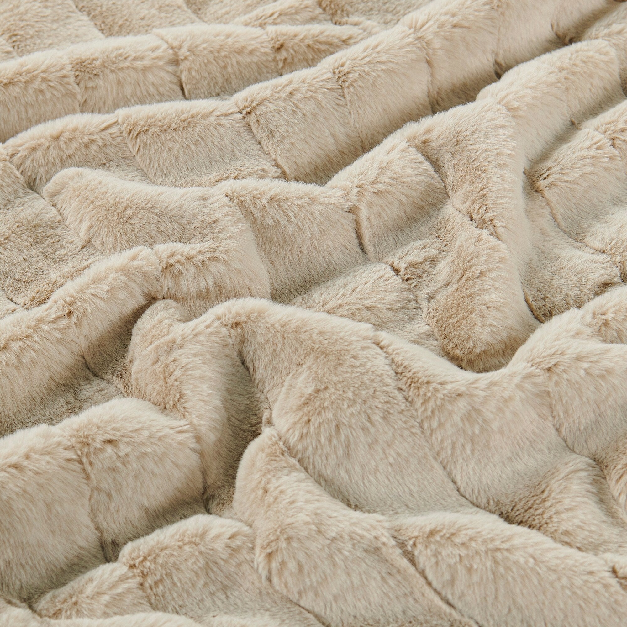 FakeFur Throw & 2 Pillow Shell Combo Set