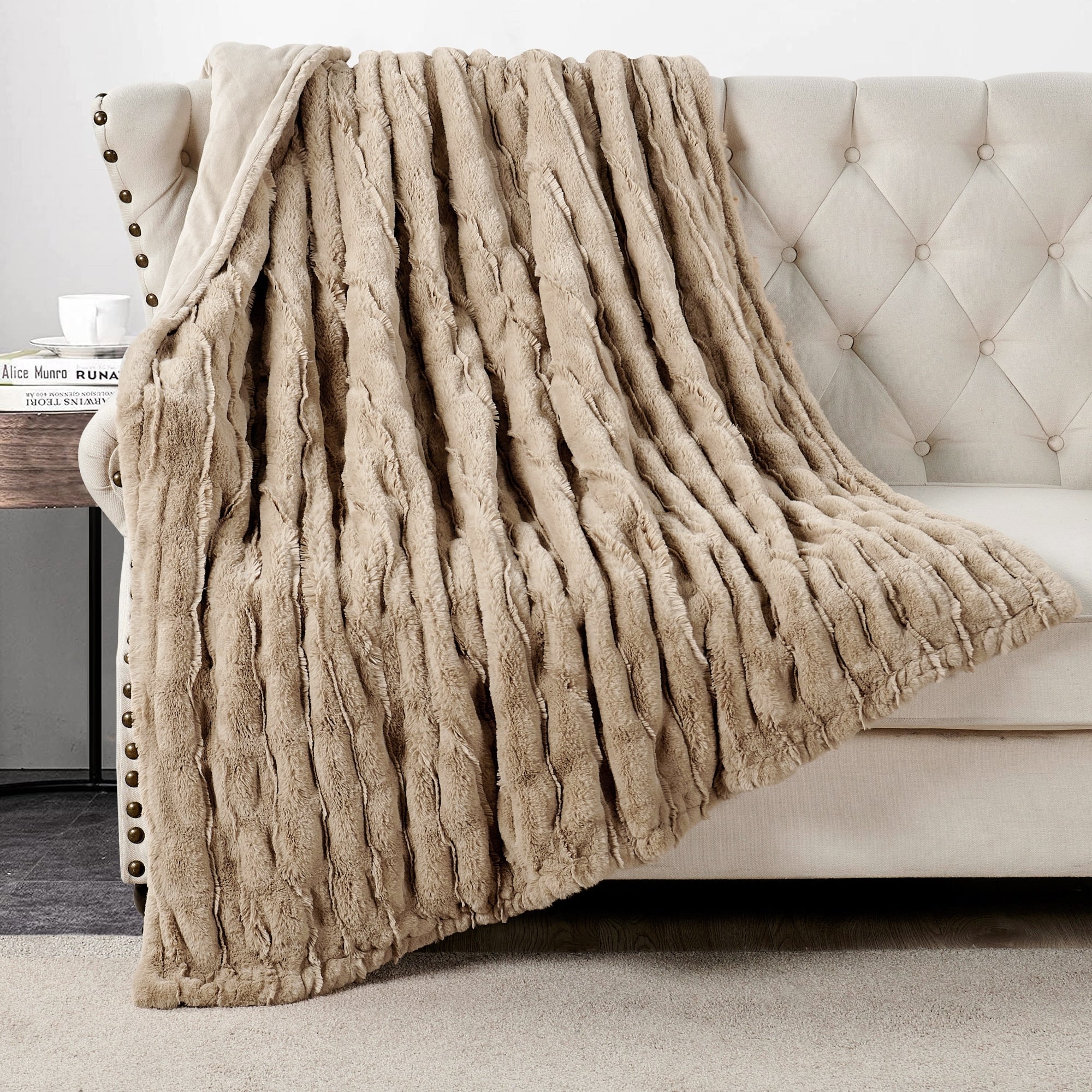 Home Soft Things Stretchy Solid Color FauxFur Throw Cozy Soft Blanket