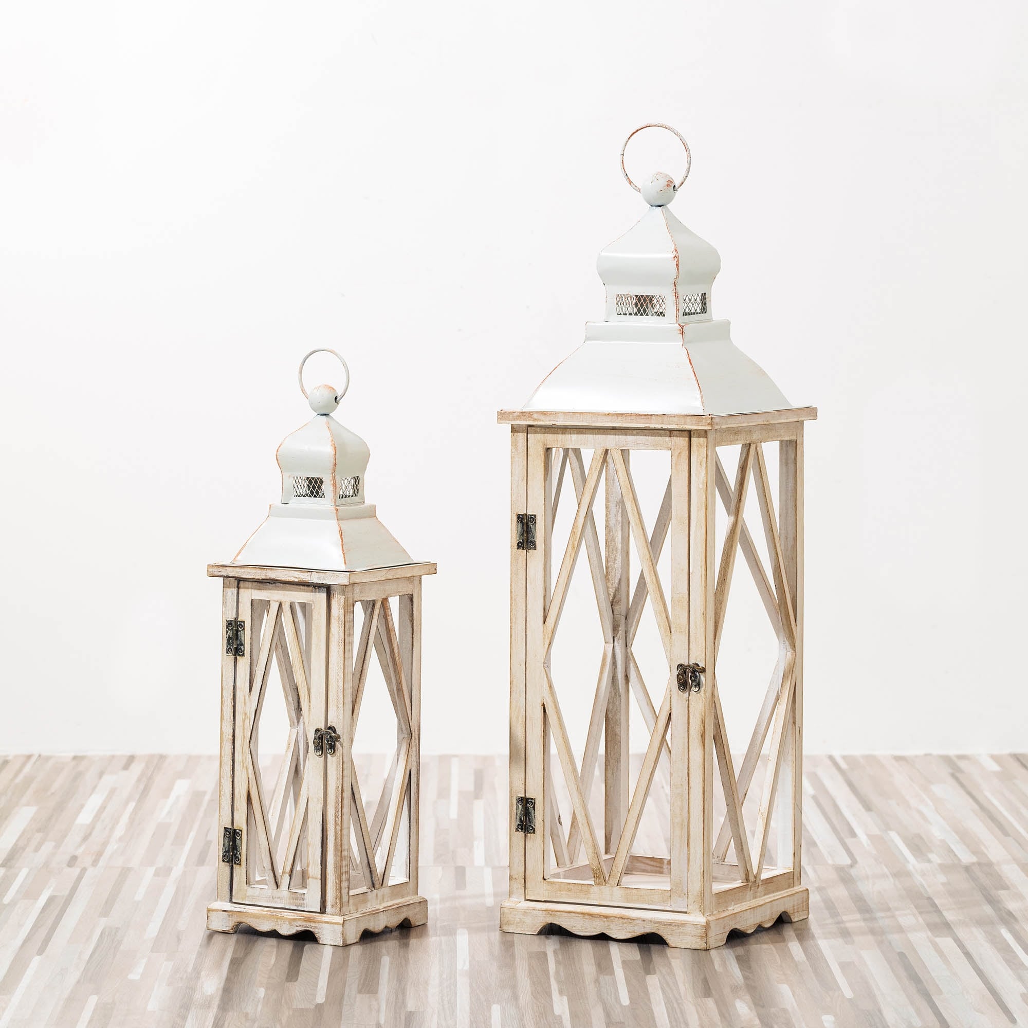 Glitzhome 2-Piece Oversize Farmhouse Wood/ Metal Hanging Candle Holders Decorative Lanterns