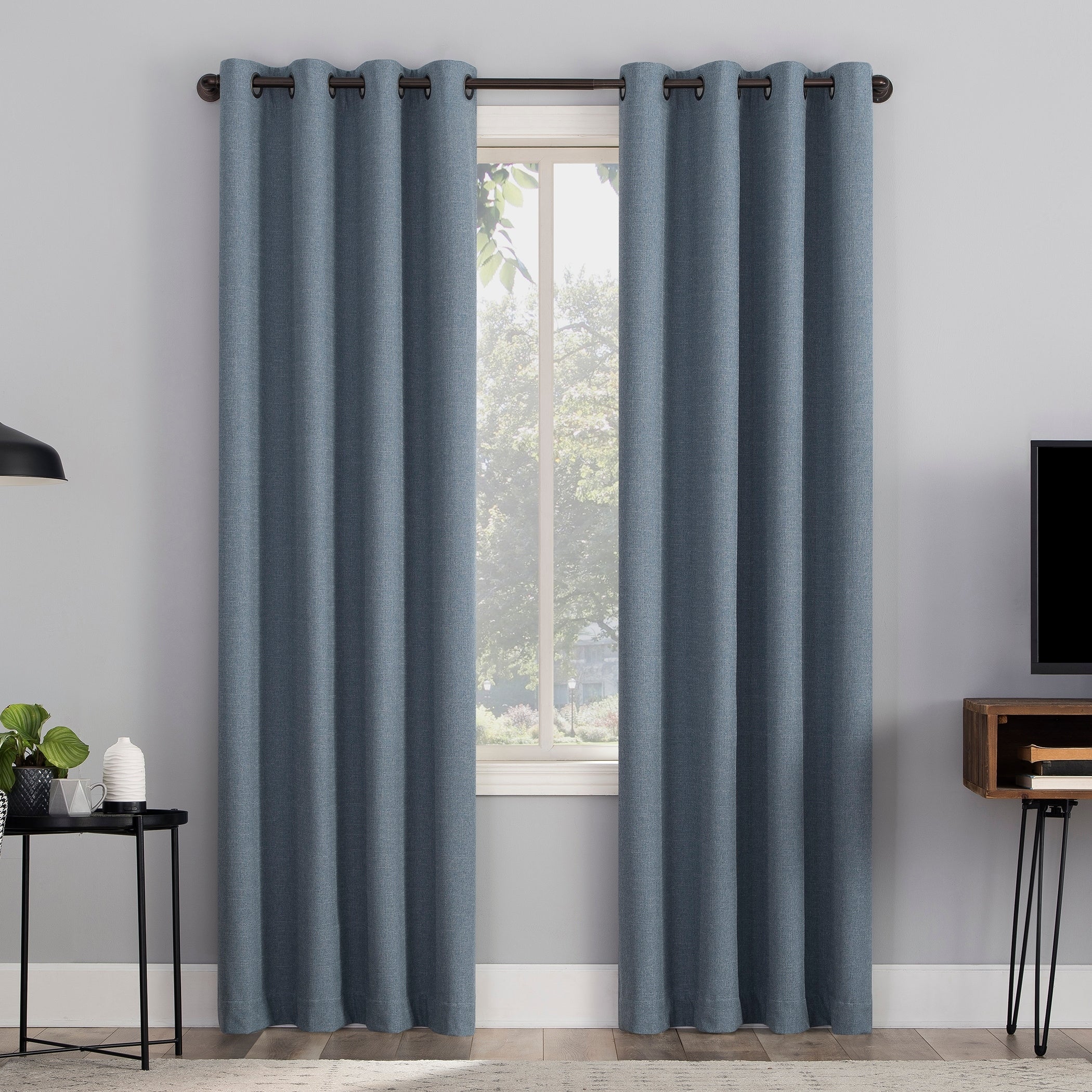 Sun Zero Channing Grid Texture Draft Shield Fleece Insulated Total Blackout Grommet Curtain Panel, Single Panel