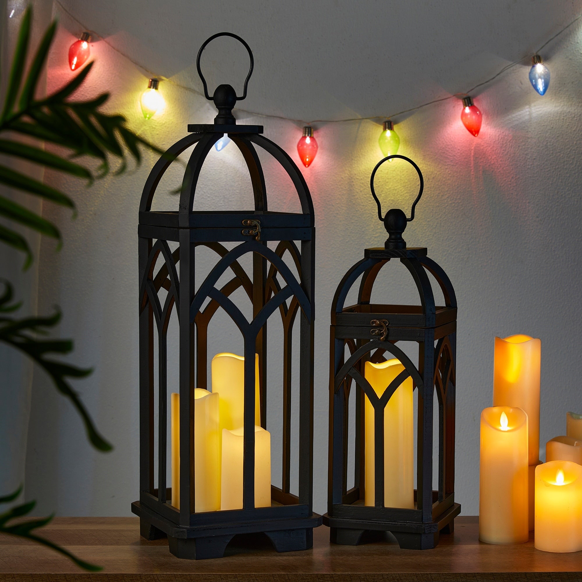 Glitzhome Set of 2 Wooden Church Style Fall Decorative Lanterns Candle Holders