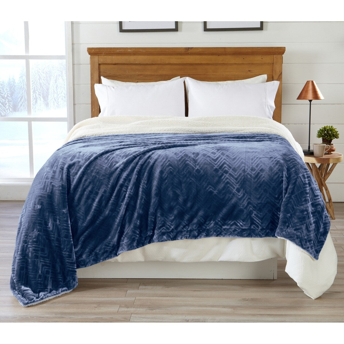 Luxurious Velvet Plush Fleece Reversible Sherpa Bed Blanket