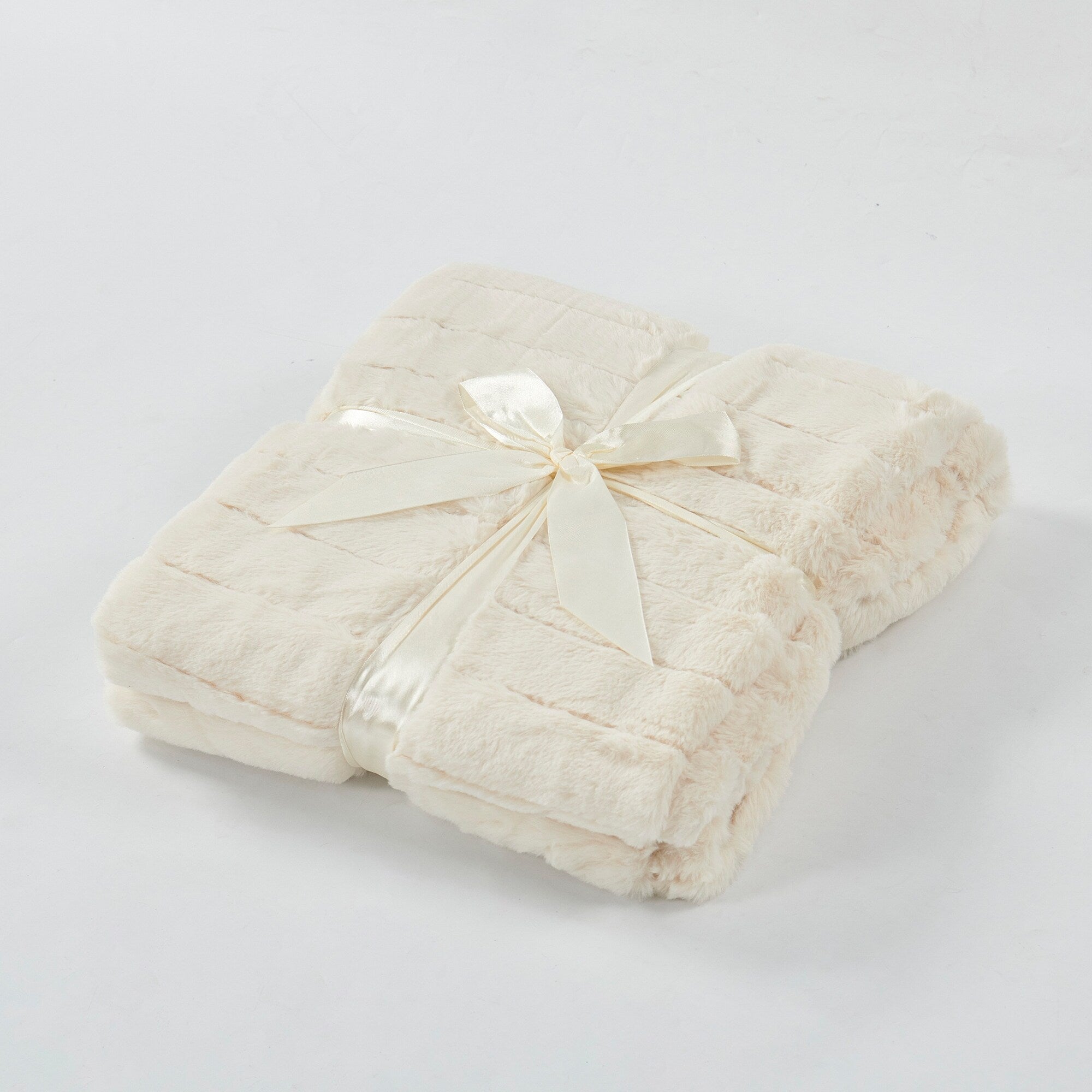 FakeFur Throw & 2 Pillow Shell Combo Set