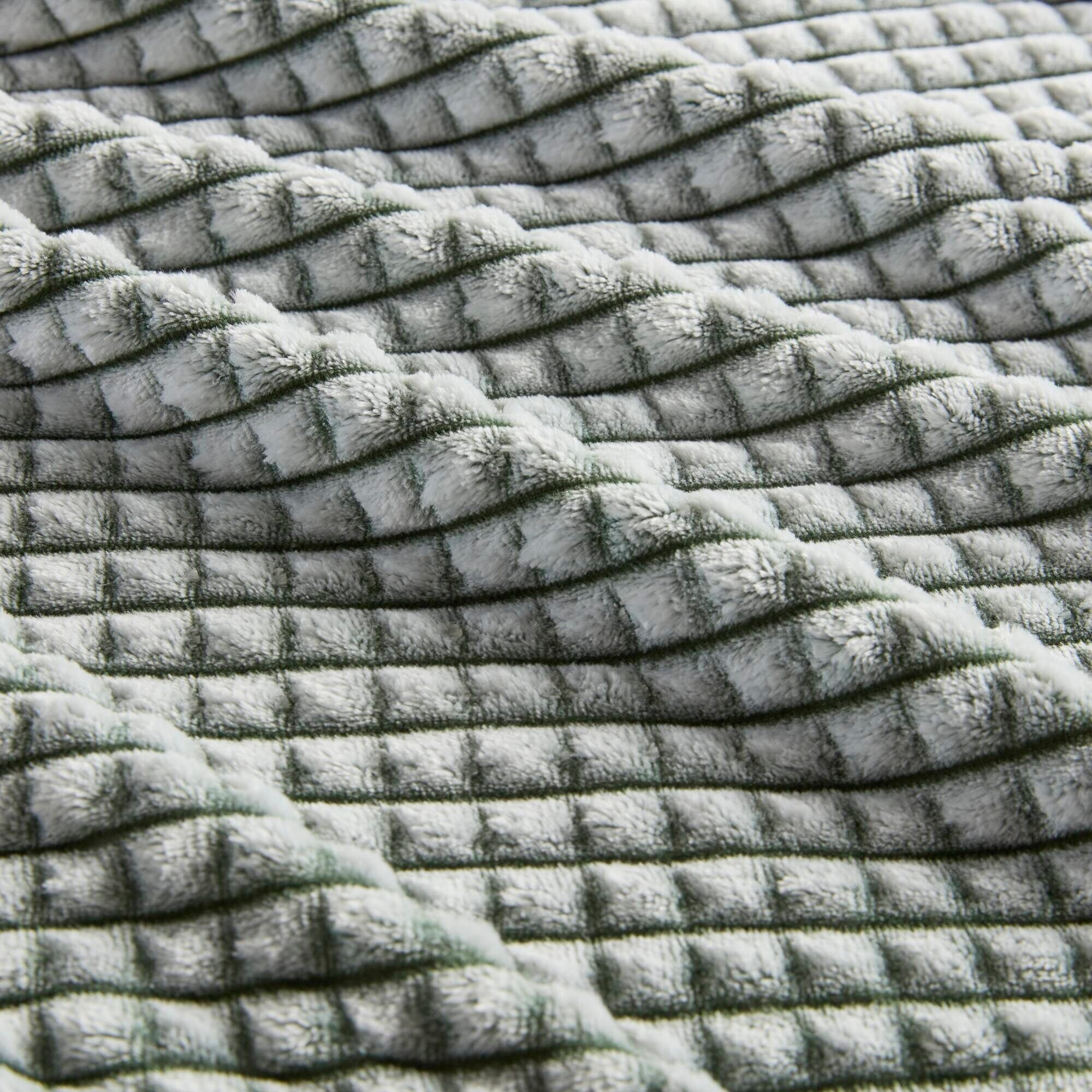 Madison Park Carved Plush Blanket