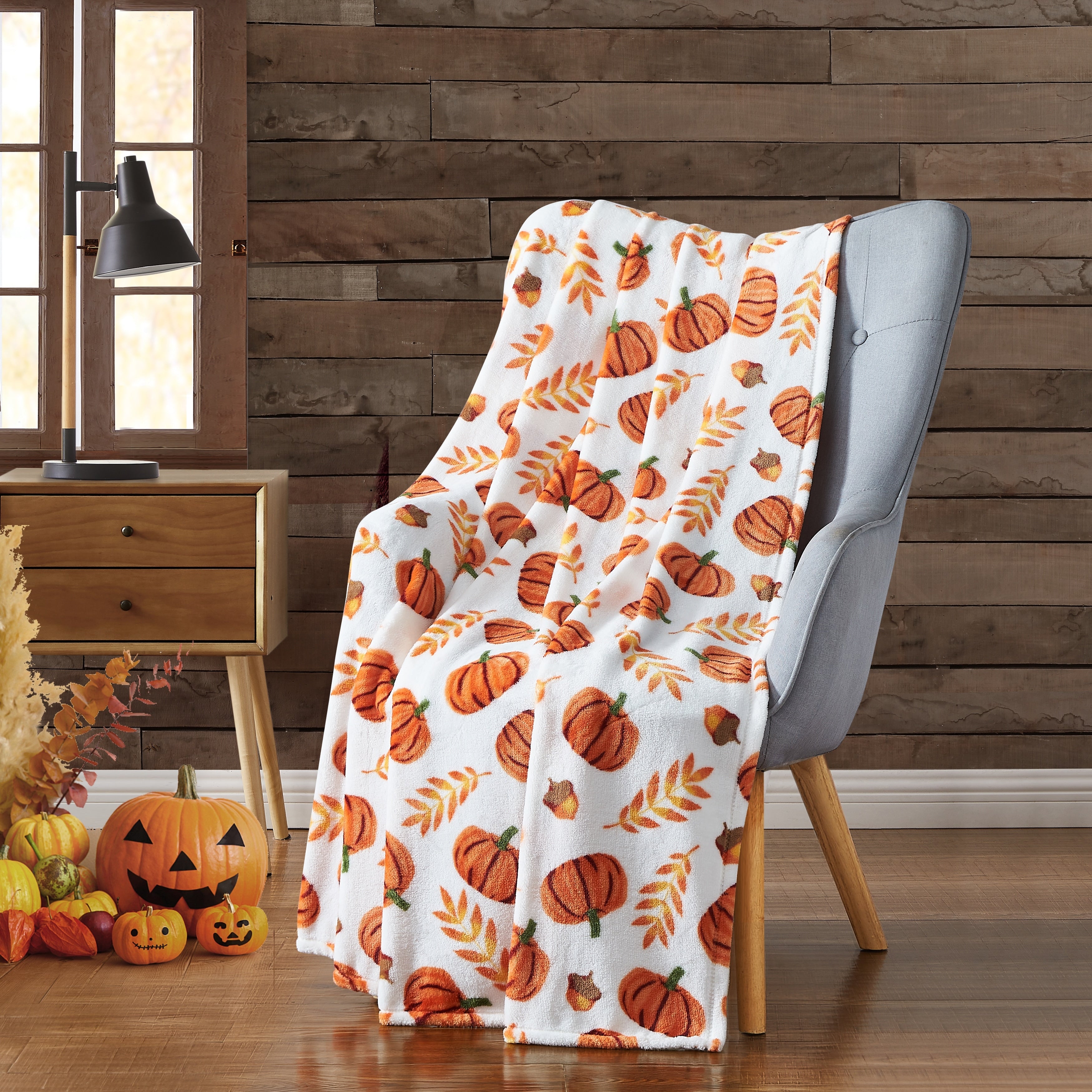 Harvest Plush Flannel Throws Pumpkins Ghosts Witches & Bats 50 x 70