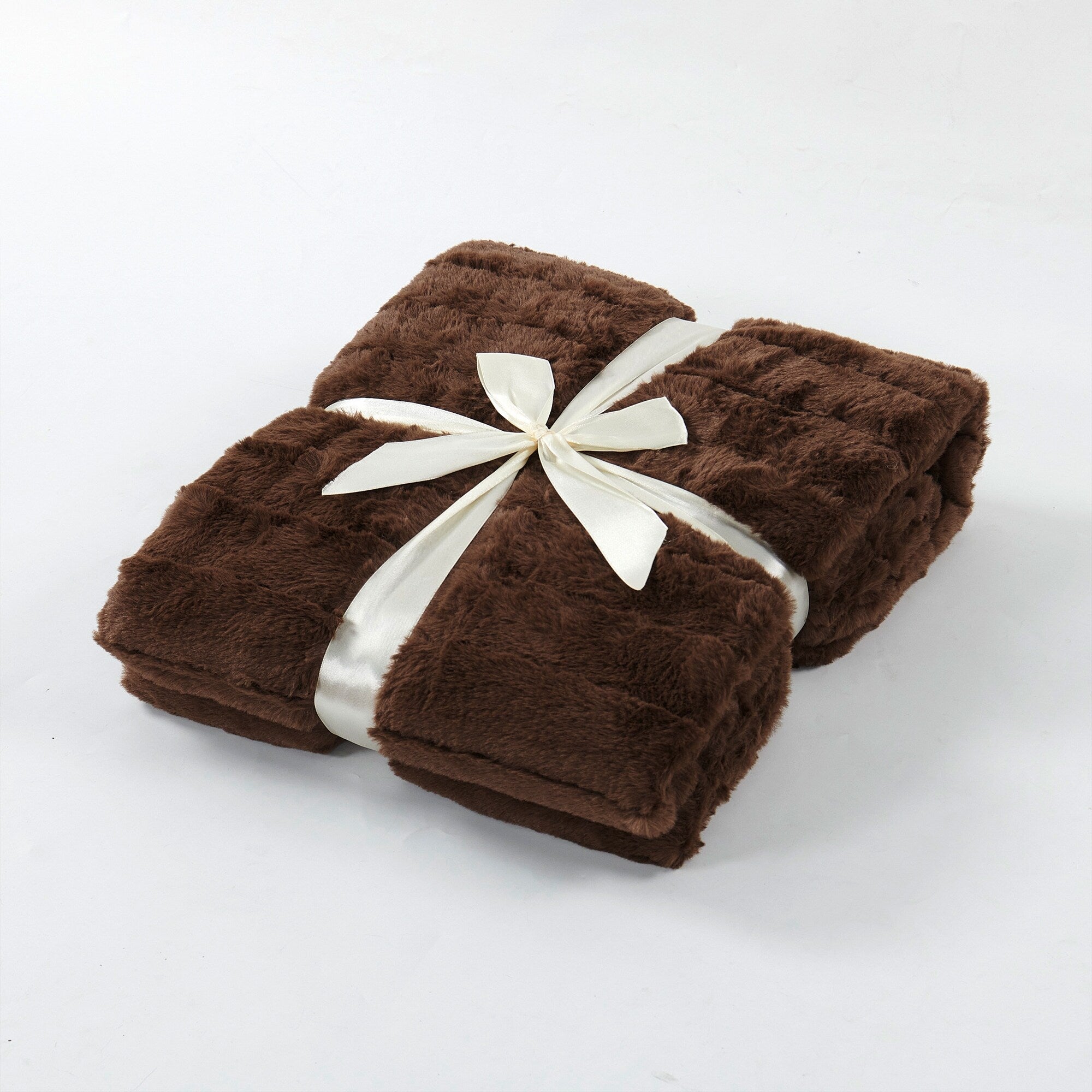 FakeFur Throw & 2 Pillow Shell Combo Set