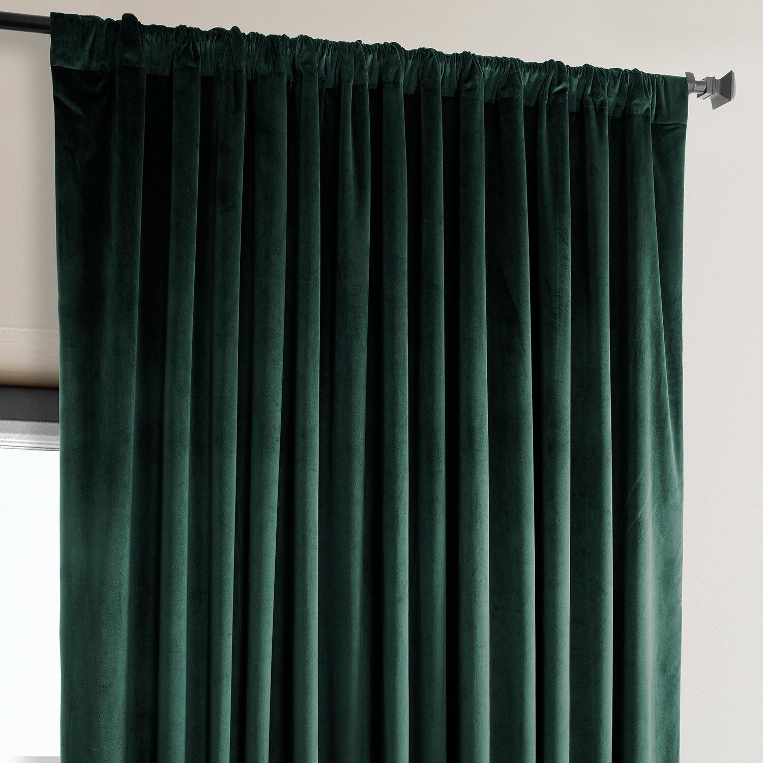 Exclusive Fabrics Heritage Plush Velvet Room Darkening Curtain (1 Panel) - Luxurious Single Drapery for Enhanced Room Darkening