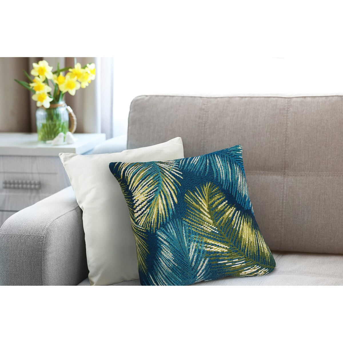 Liora Manne Marina Palm Border Indoor/Outdoor Pillow