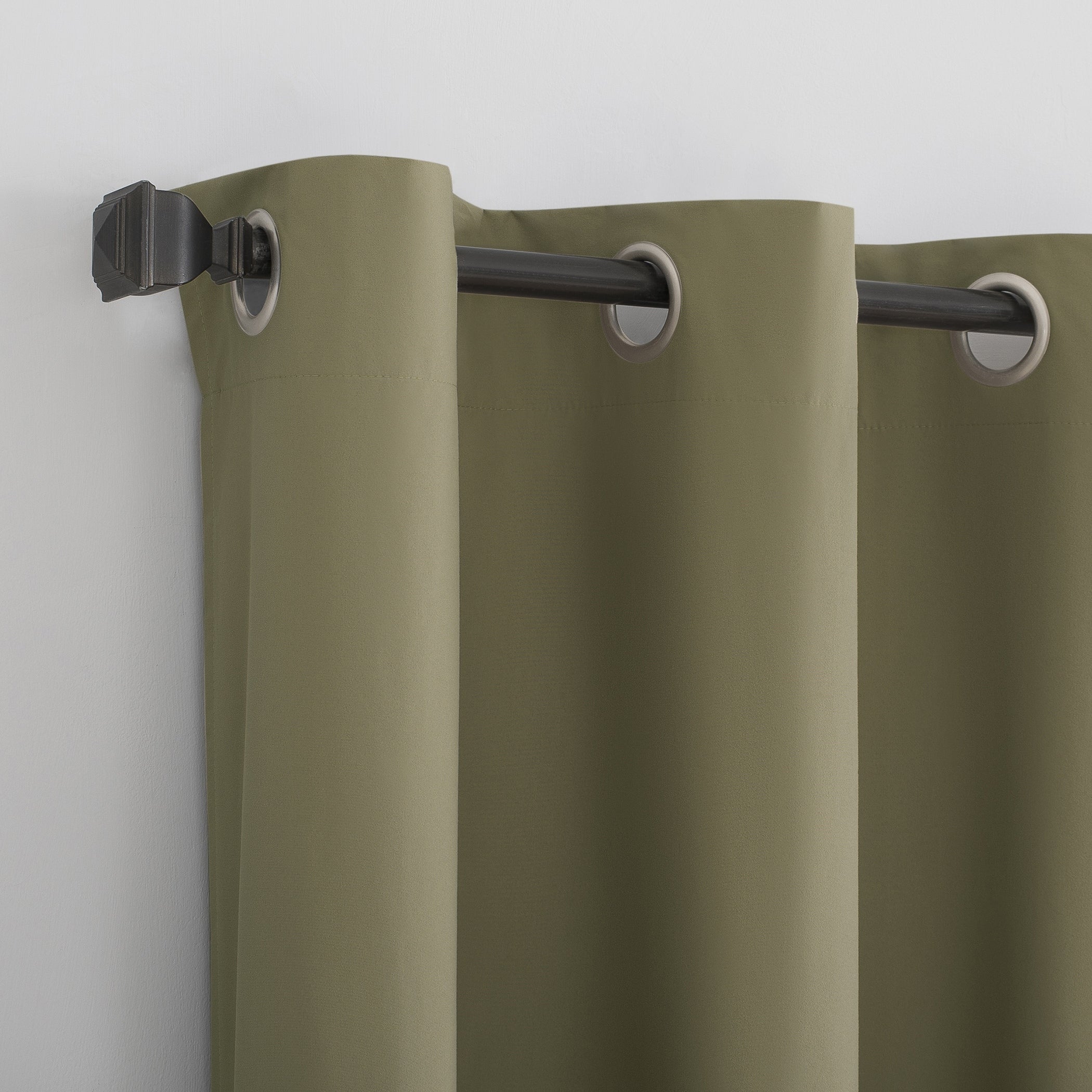 Sun Zero Cyrus Thermal Total Blackout Grommet Curtain Panel, Single Panel