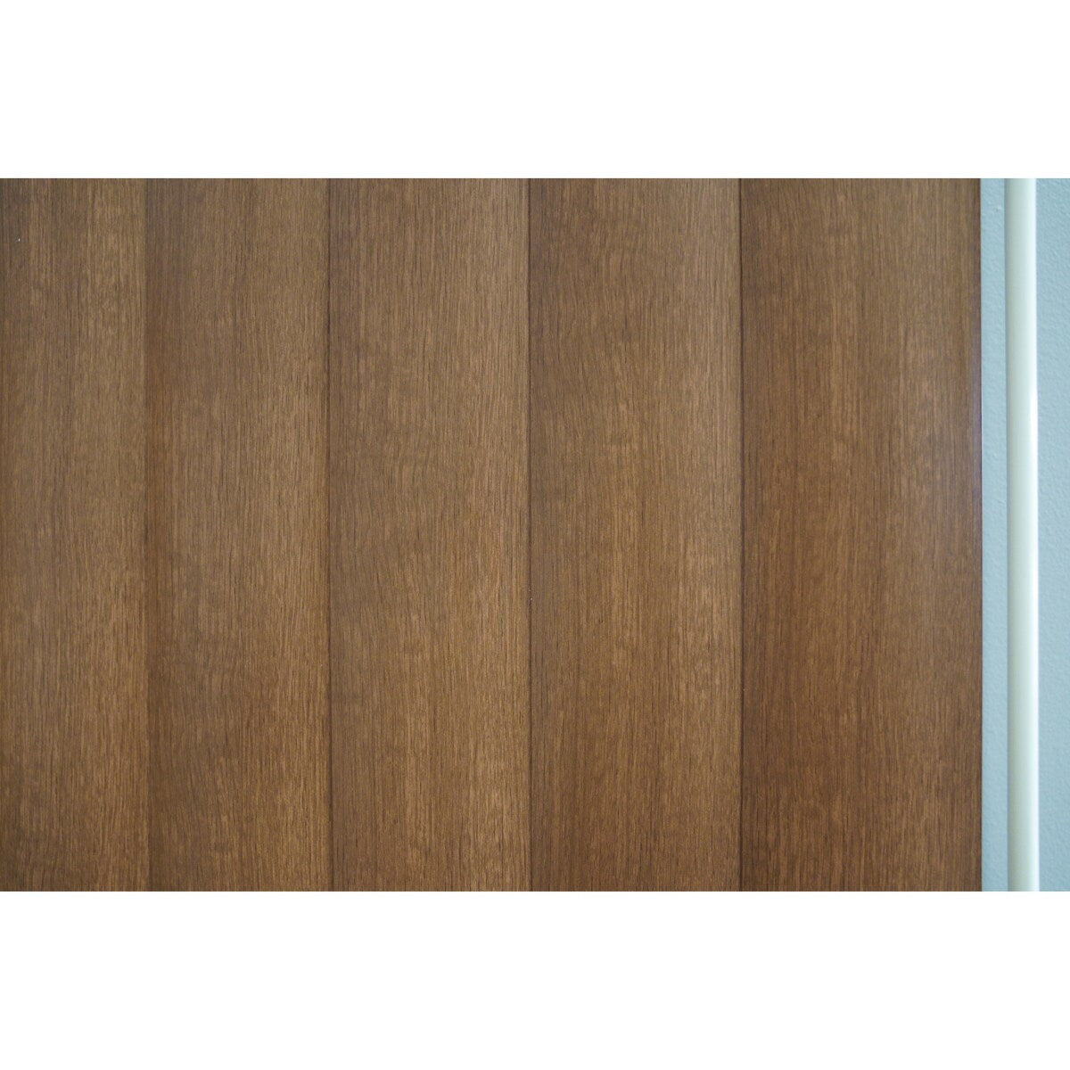 BlindDen Chestnut Woodlook Vinyl Vertical Blind, CORDLESS