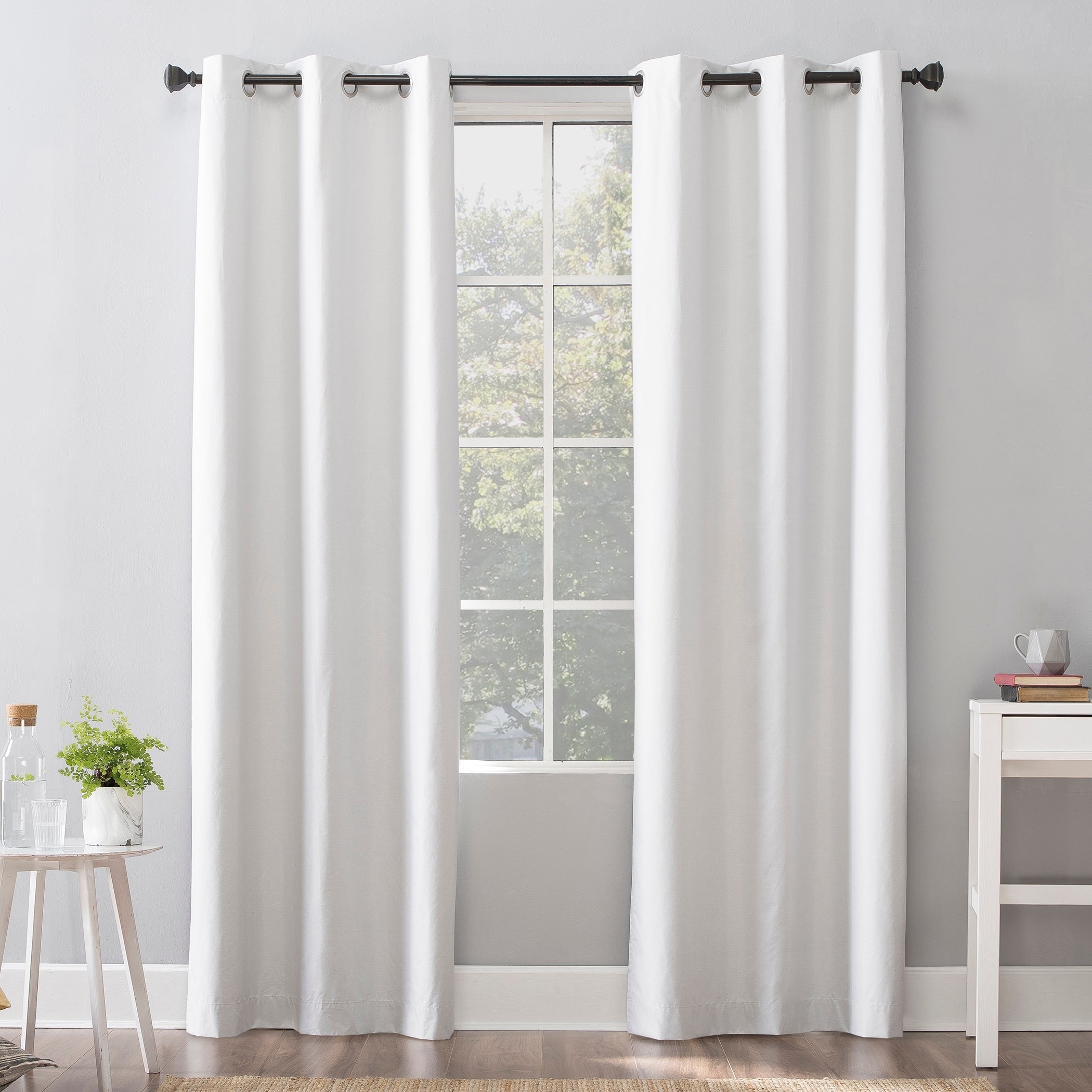 Sun Zero Cyrus Thermal Total Blackout Grommet Curtain Panel, Single Panel