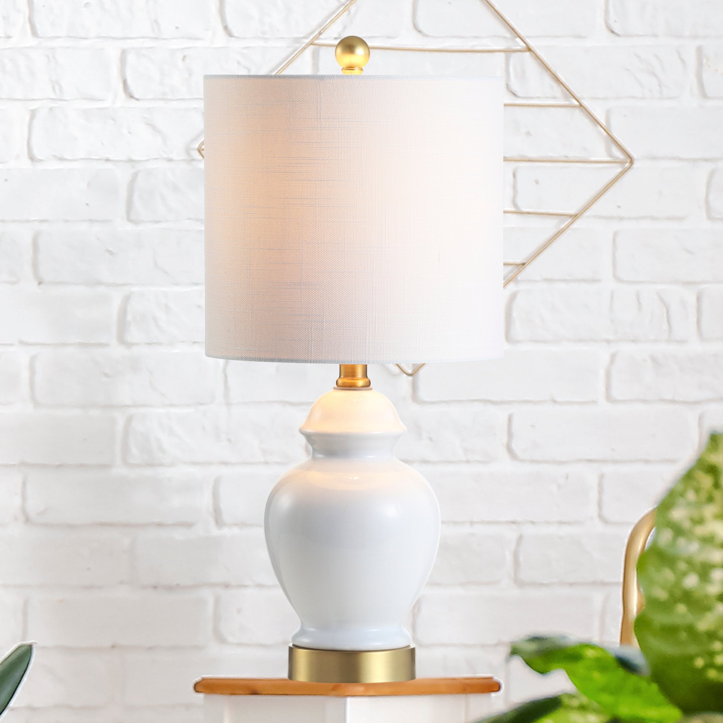 Perry 20 Ceramic/Metal LED Table Lamp, White/Brass Gold by JONATHAN Y