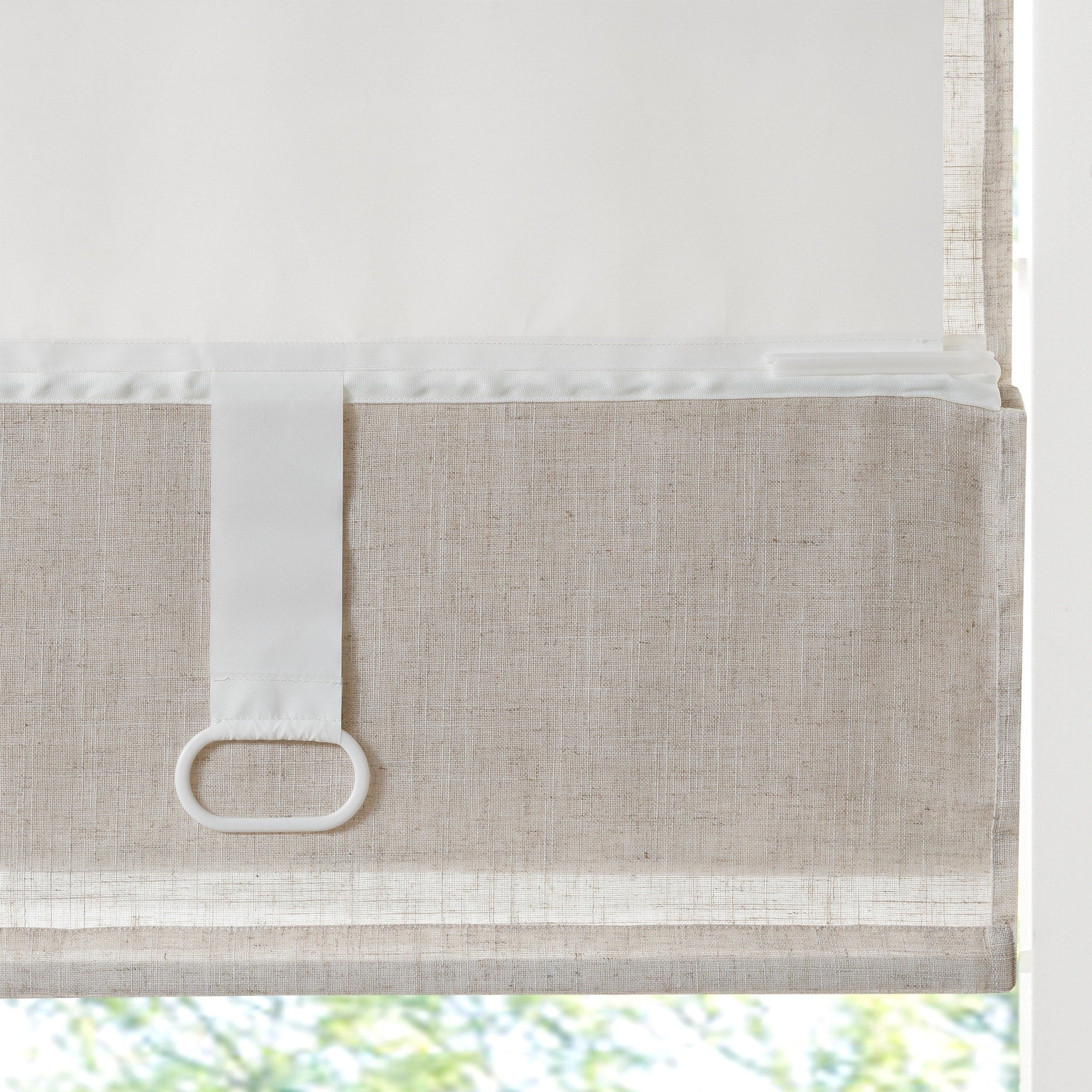 Madison Park Suvi Linen Blend Light Filtering Cordless Roman Shade