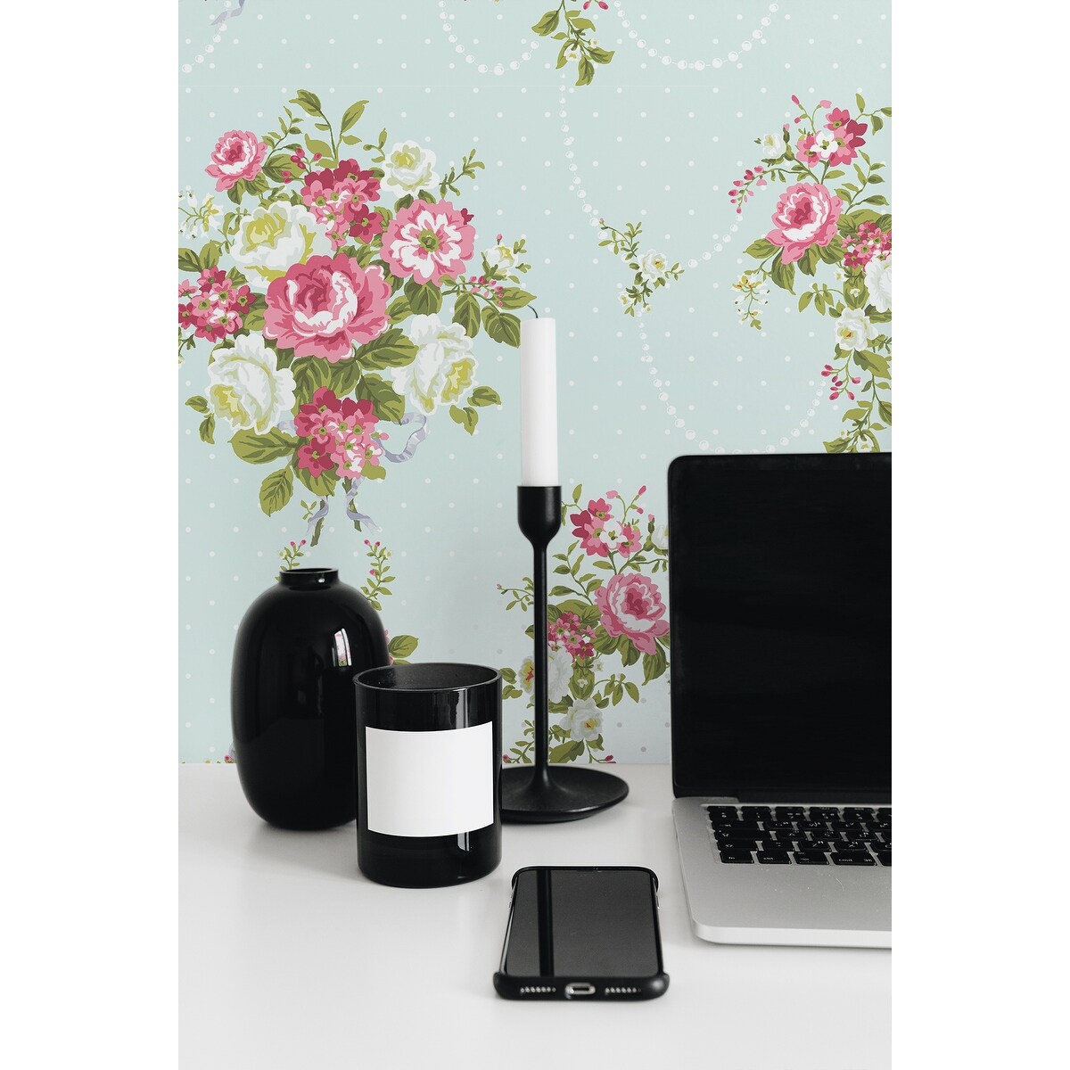 Seabrook Designs Floral Bouquets Unpasted Wallpaper